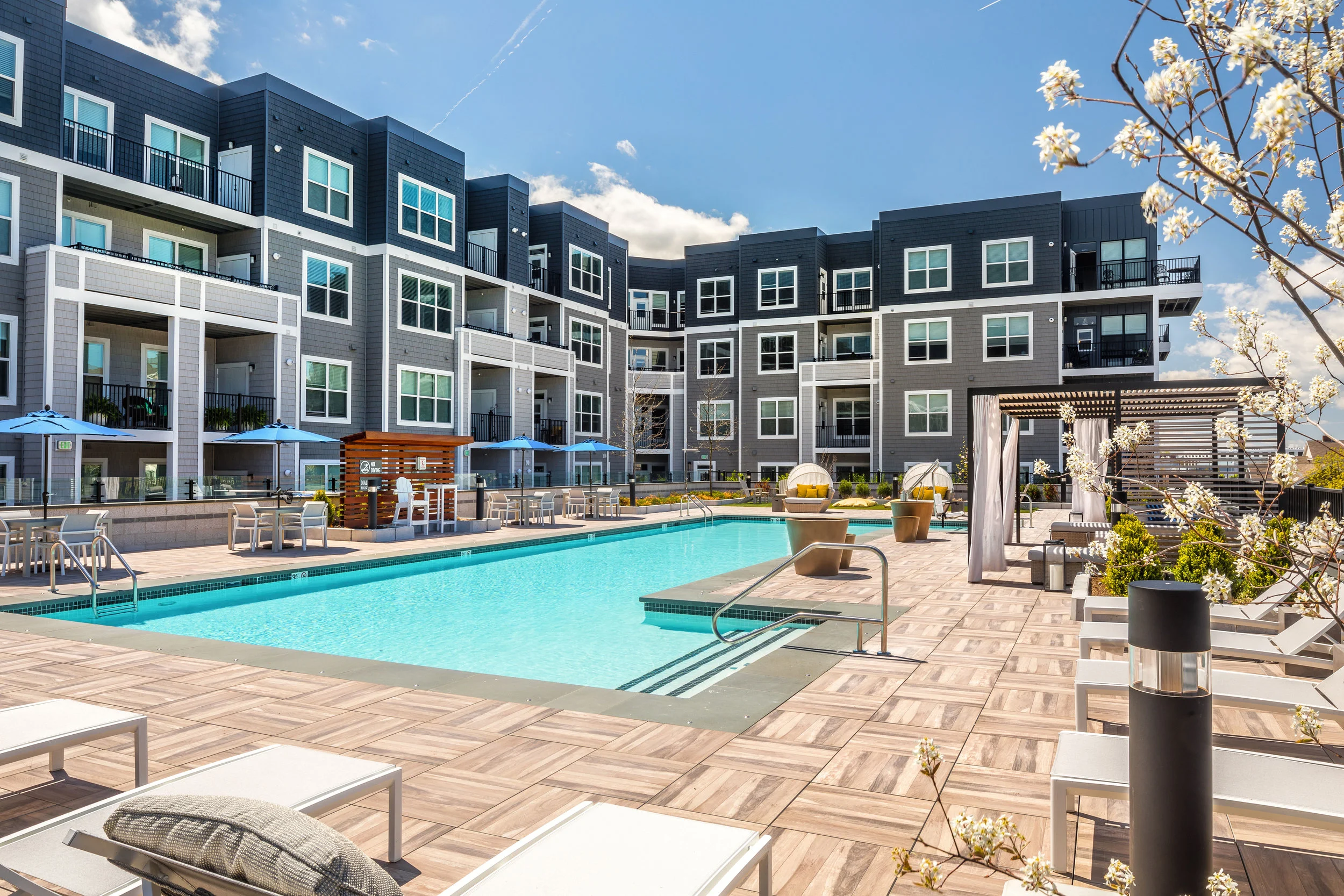 HinghamShipyard-Residences_NV9A0881_webedit.jpg