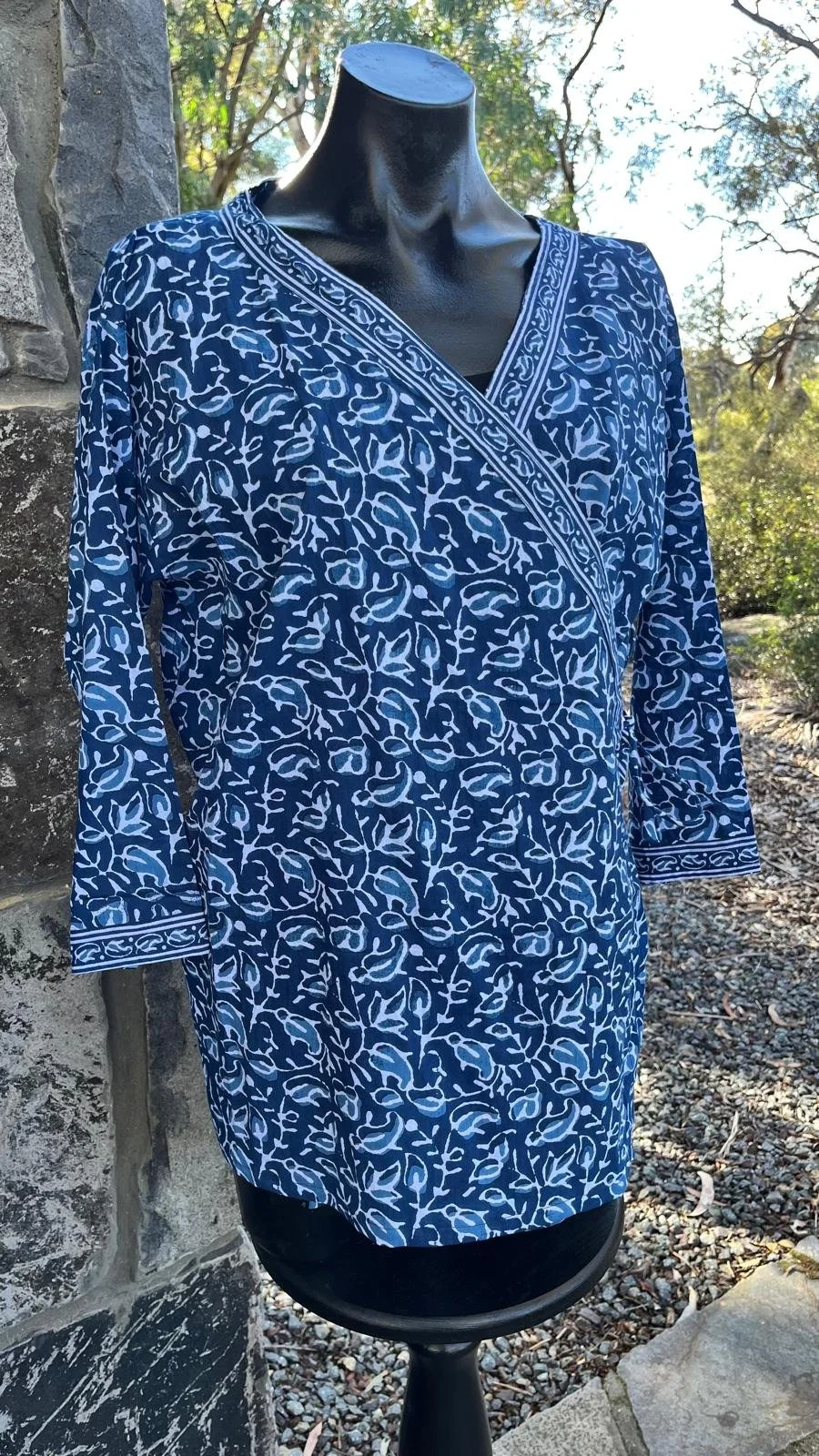 Batik top.jpg