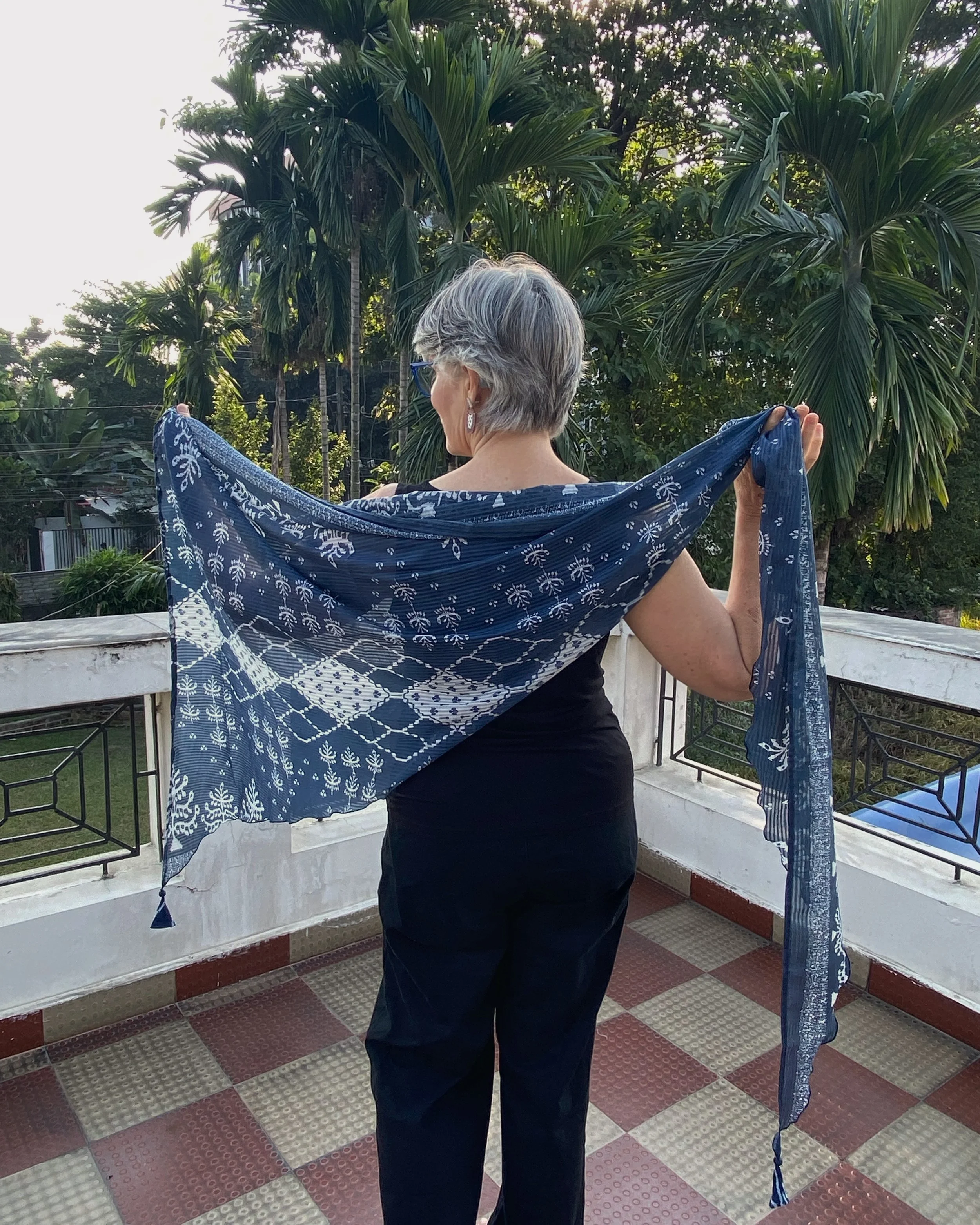 BLueDiagShawl3.jpg