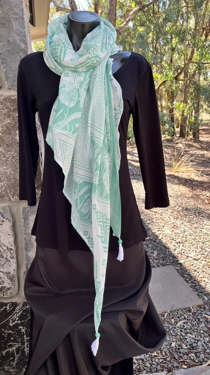 Mint Triangle drape JL.jpeg