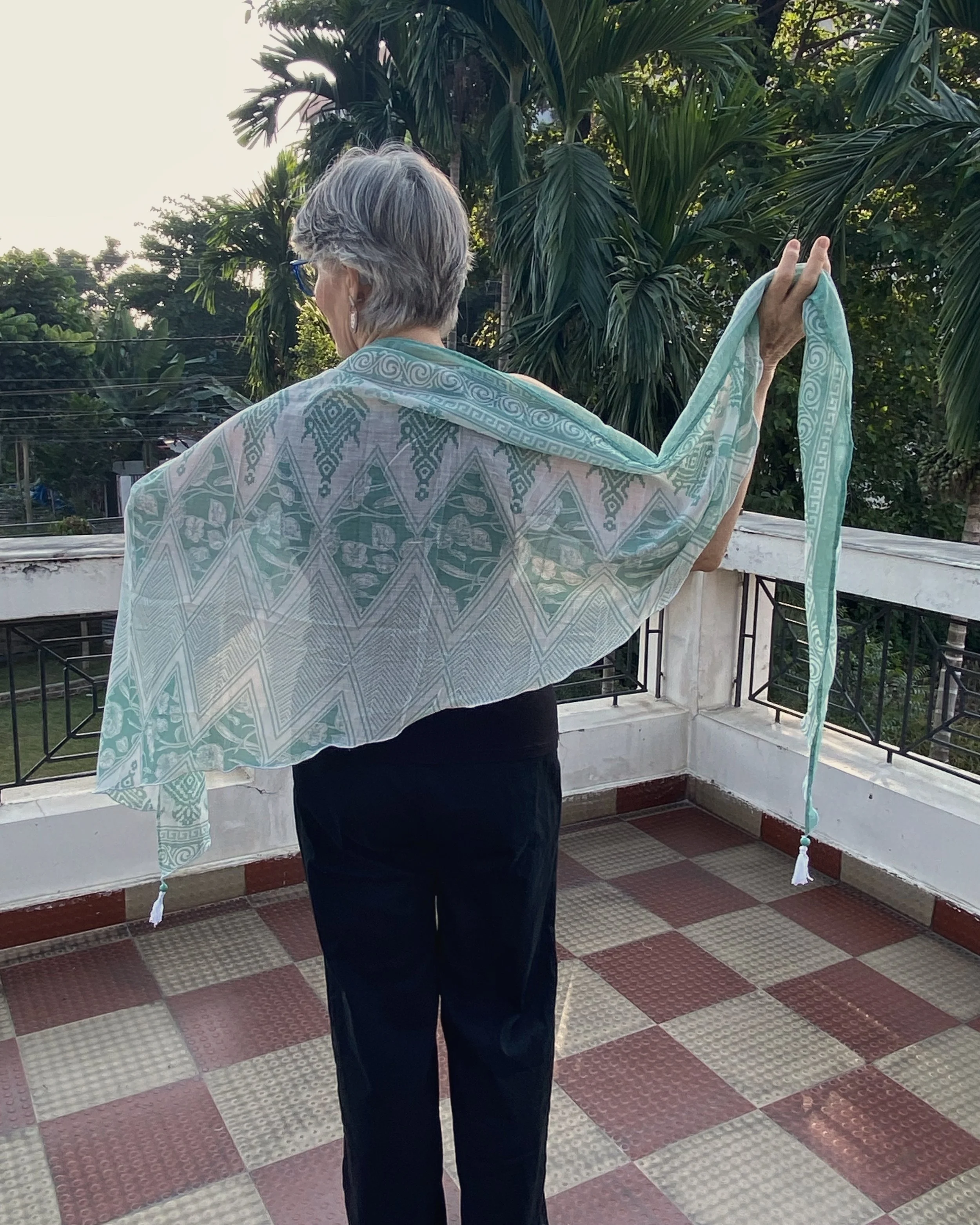 MintDiagScarf1.jpg