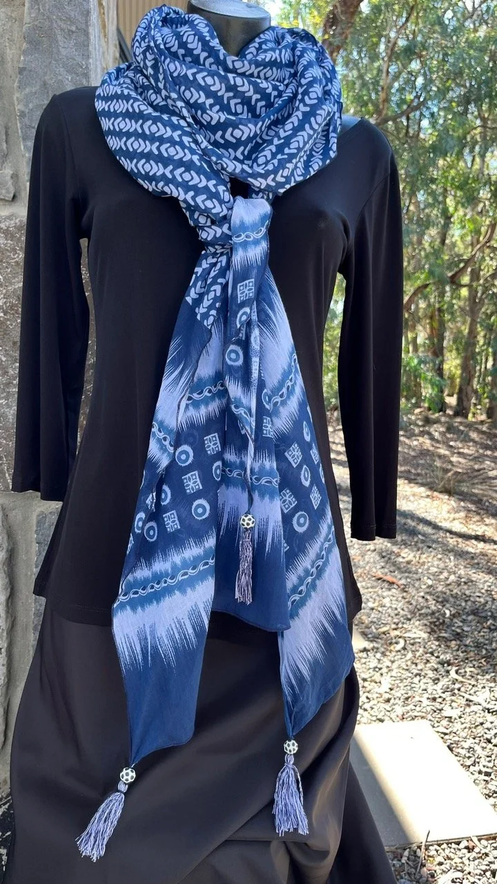 NW Shawl triangle tied JL.jpeg