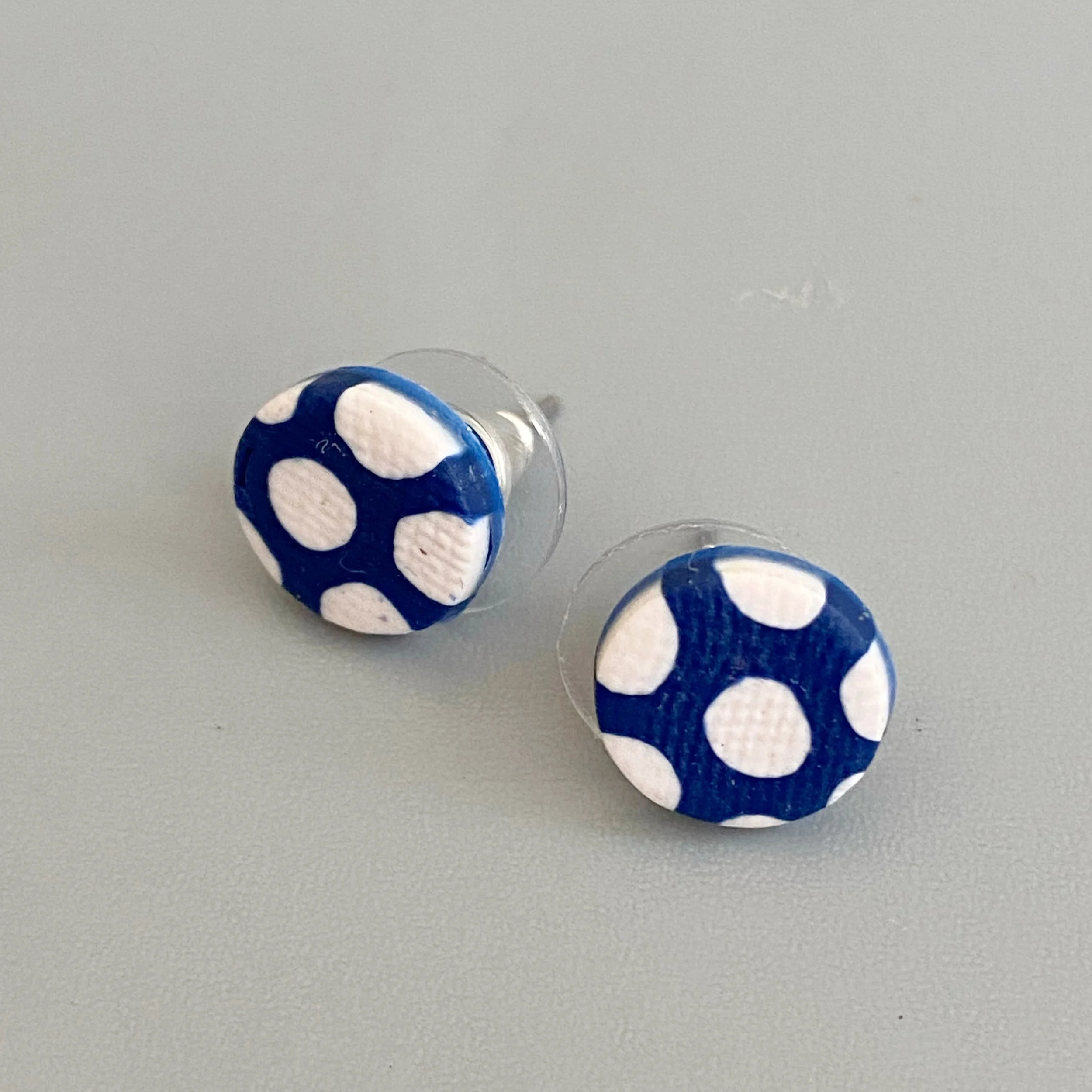 NavyWhiteStuds.jpg