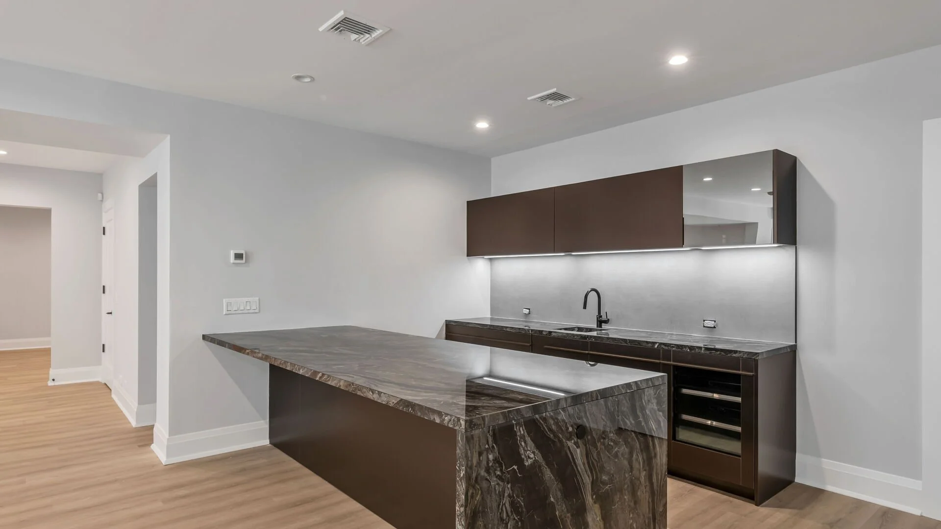virtual-tour-137937-photo-17284008902200.jpg