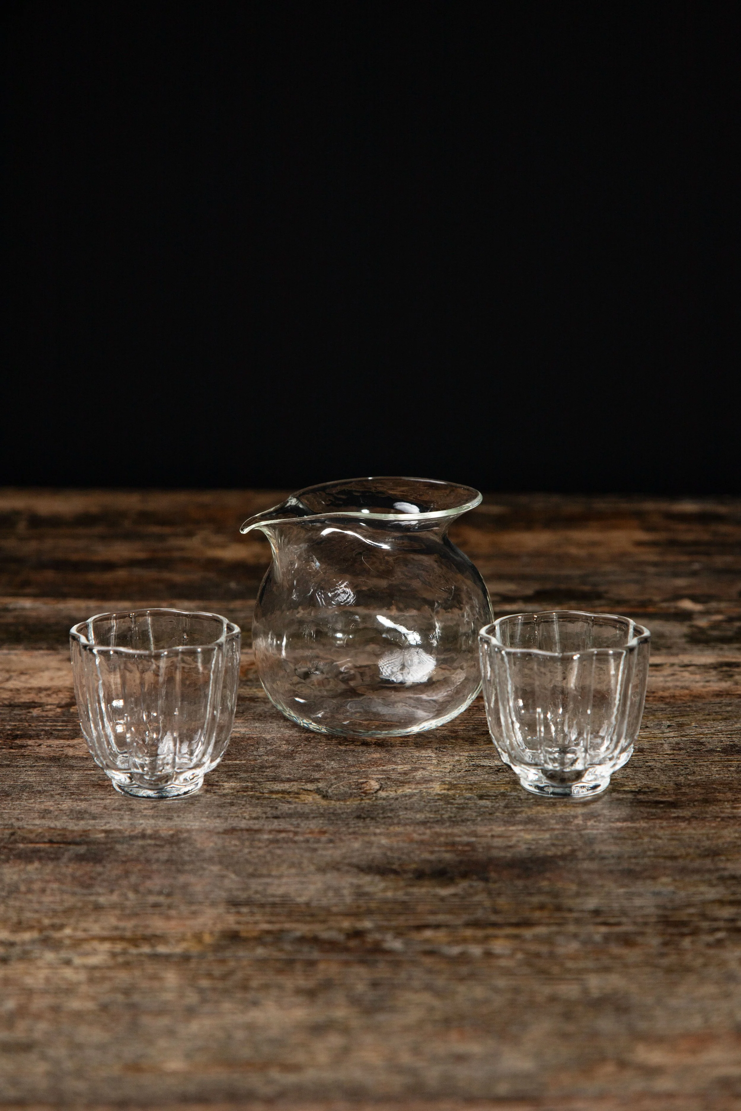 Round Glass Pitcher with Glass Tea Cups