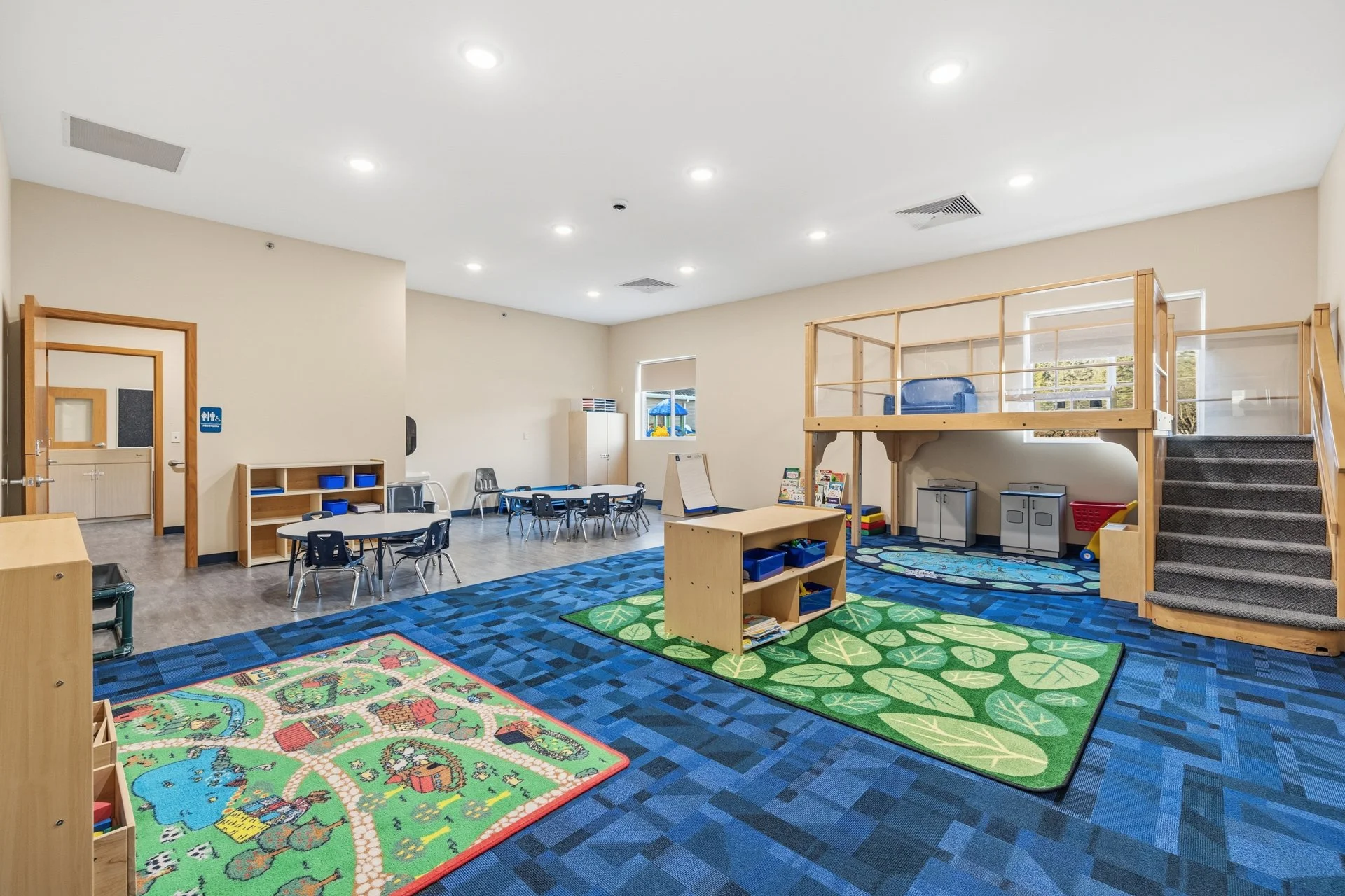 17-Lively Learners 2.jpg