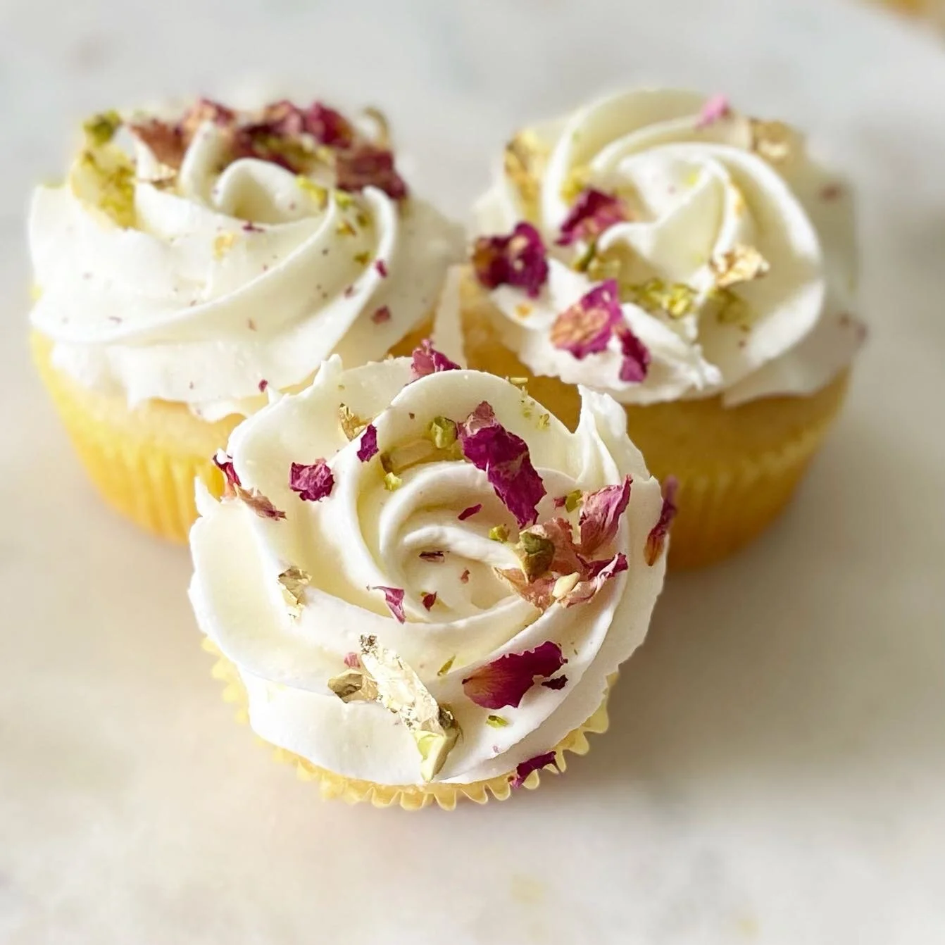 I&rsquo;ve said it before, I&rsquo;ll say it again: the Ras Malai cupcake is the Queen of All Cupcakes! 

Recipe inspired by @blendofspice and @chaiandchurros 💗

#rasmalaicake #rasmalaicupcakes 
#homebakersofinstagram #homebakery #buttercream #caked