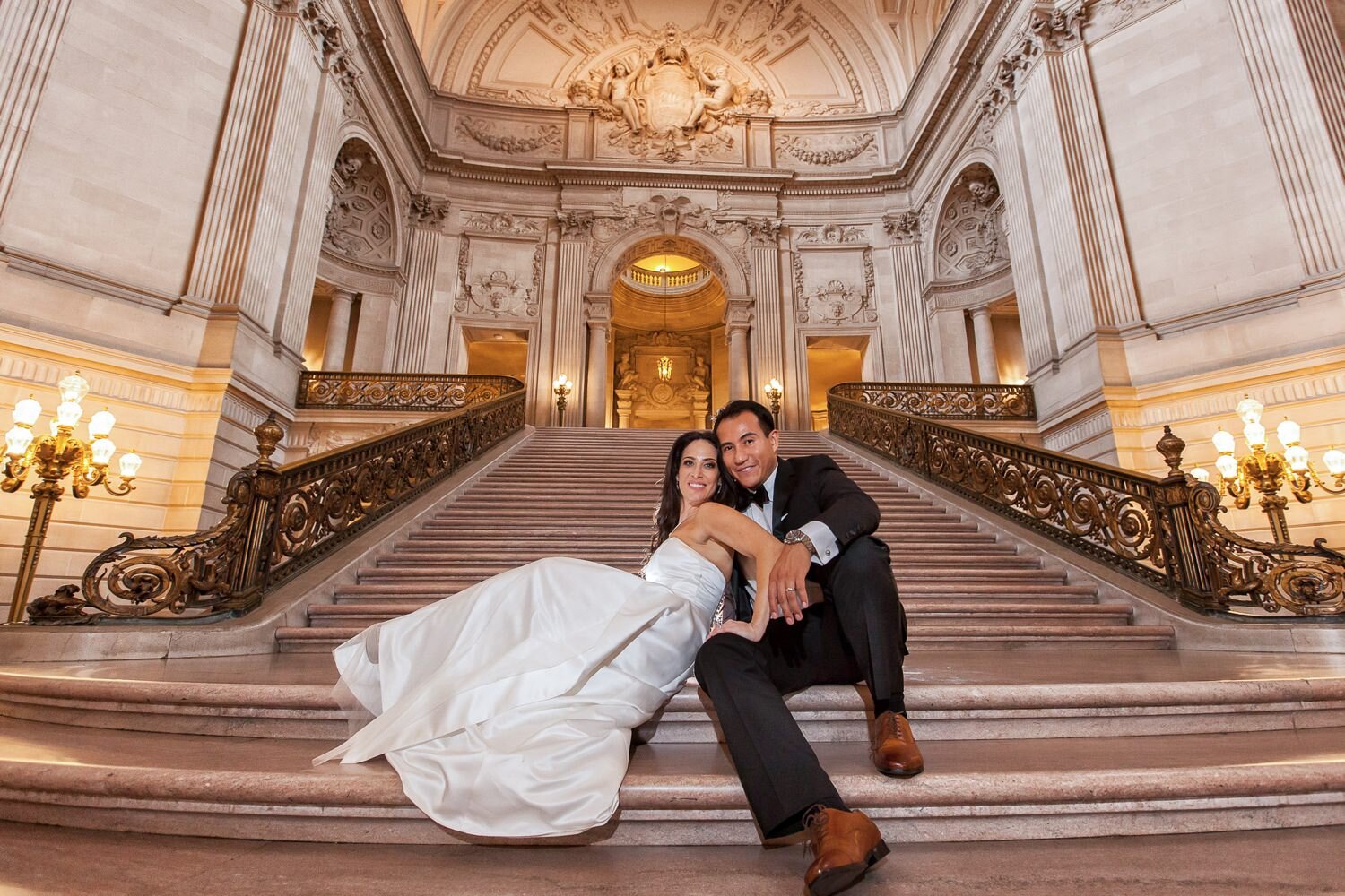 1_San_Francisco_City_Hall_Wedding_Rachel_Levine_Photography (02).jpg