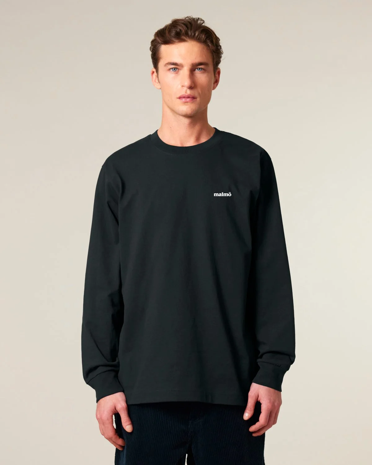 Freestyler Long Sleeve_Black_Studio_Front_Main_1.jpg