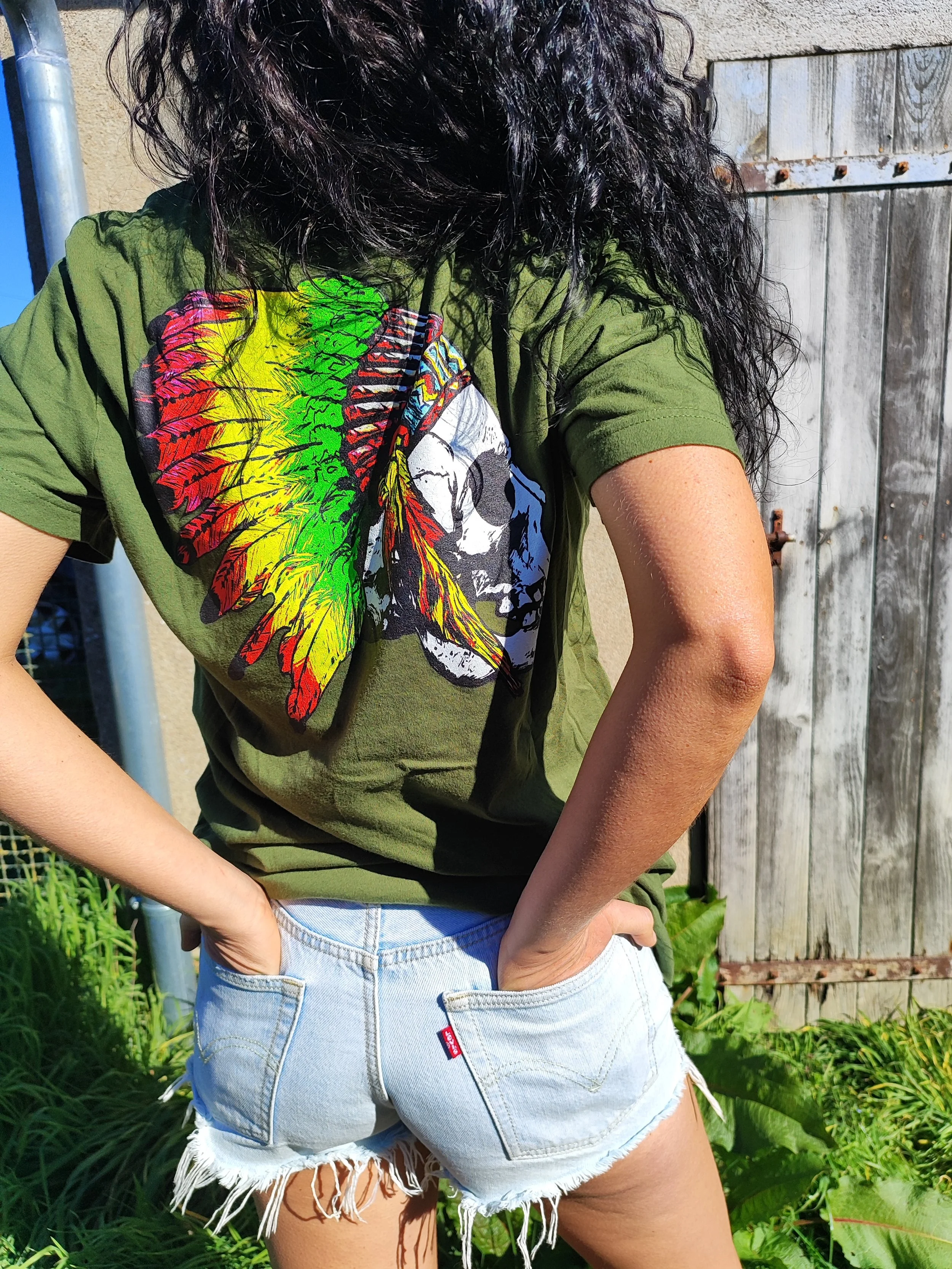 Le T-shirt Desperados sur Fourthwall