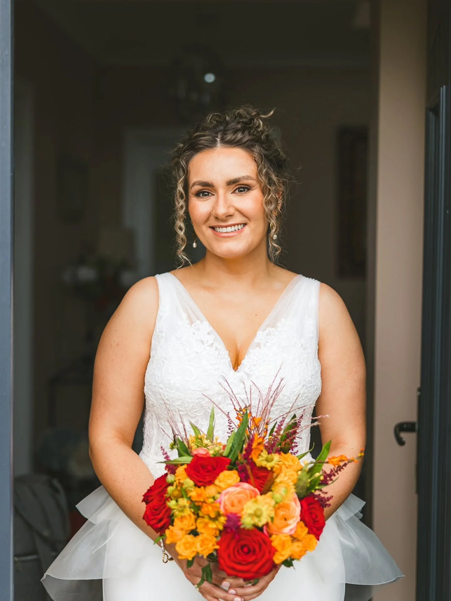 This inspo is for the naturally curly hair girls! Ask for a french twist and let those gorgeous curls tumble and tendril down like they do beautifully. 

Emily at her joyful wedding last year ♡ 

Gorgeous photos by @katiekavphoto 
Makeup by @anitacon