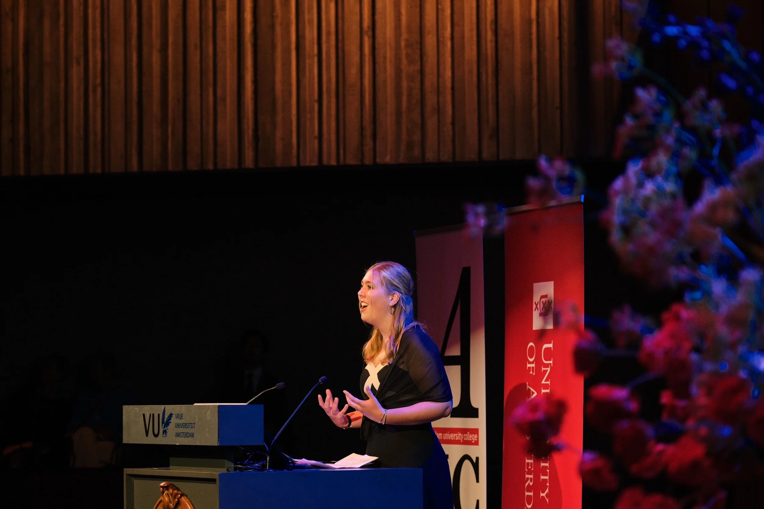 Valedictorian Willemijn Eijsink (Class of ‘26) on building bridges with words: “You join a long line of people who stood up for something they believe in”