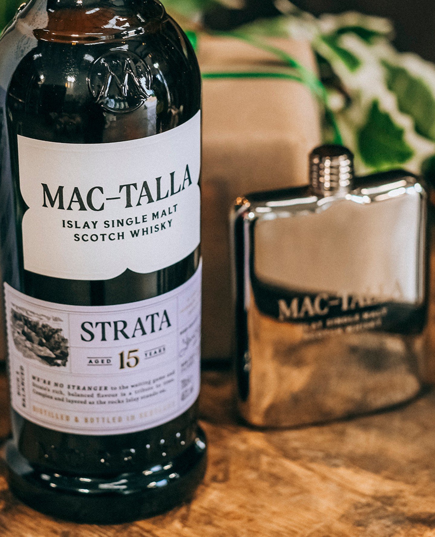 Who does this Mac-Talla remind you of?🥃⁠
⁠
Mac-Talla Strata🪨⁠
For the adventurous, free-spirited one⁠
Layered peat, bright citrus, and spice; for those who chase their next adventure.⁠
⁠
Buy now and receive a gift on us - link in bio🔗⁠
-⁠
-⁠
-⁠
-⁠