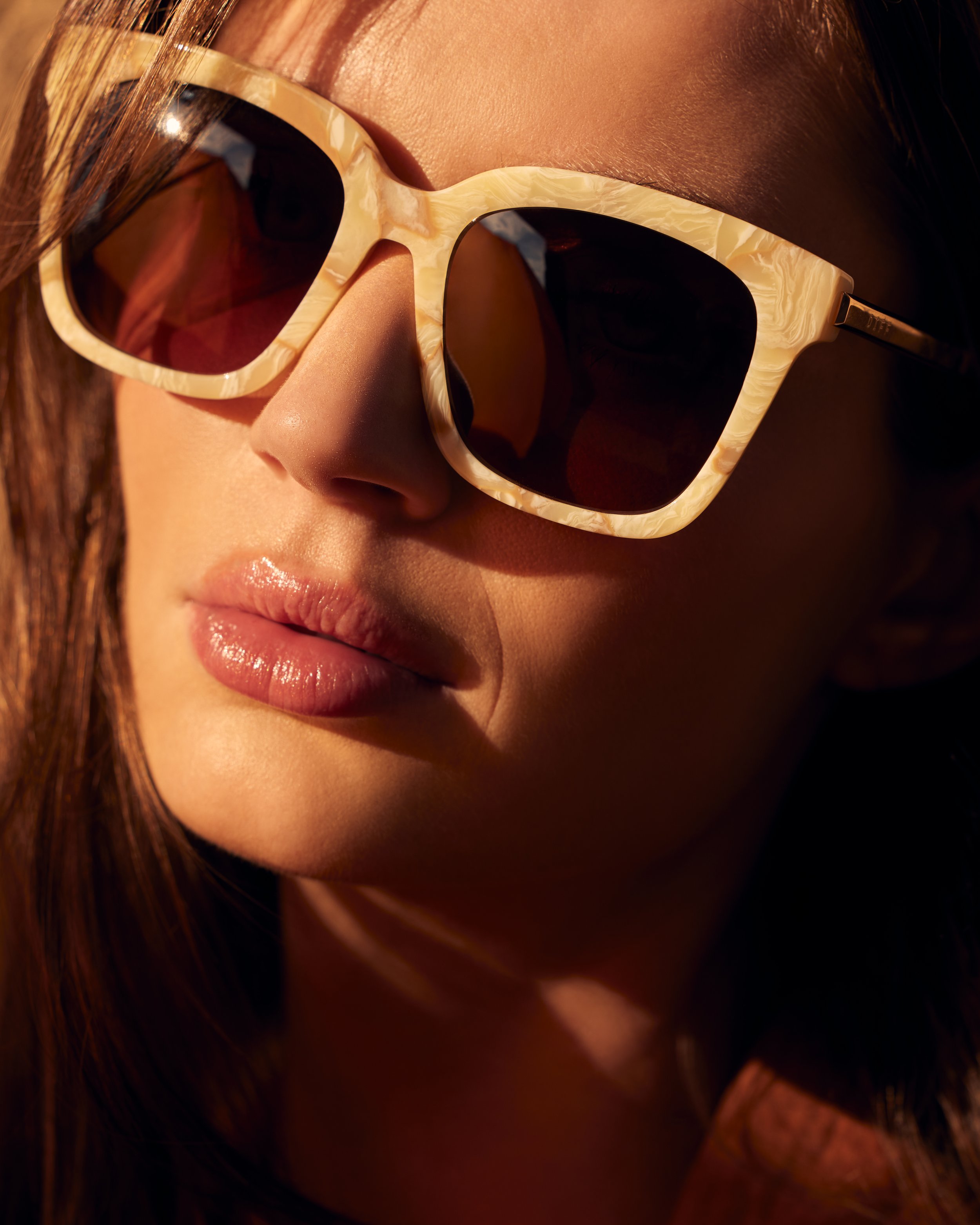 2022-Diff-Holiday-Milk N Honey-BELLA-Milk N Honey+Brown Gradient-DE01-0010-HYBGN-3 (1).jpg