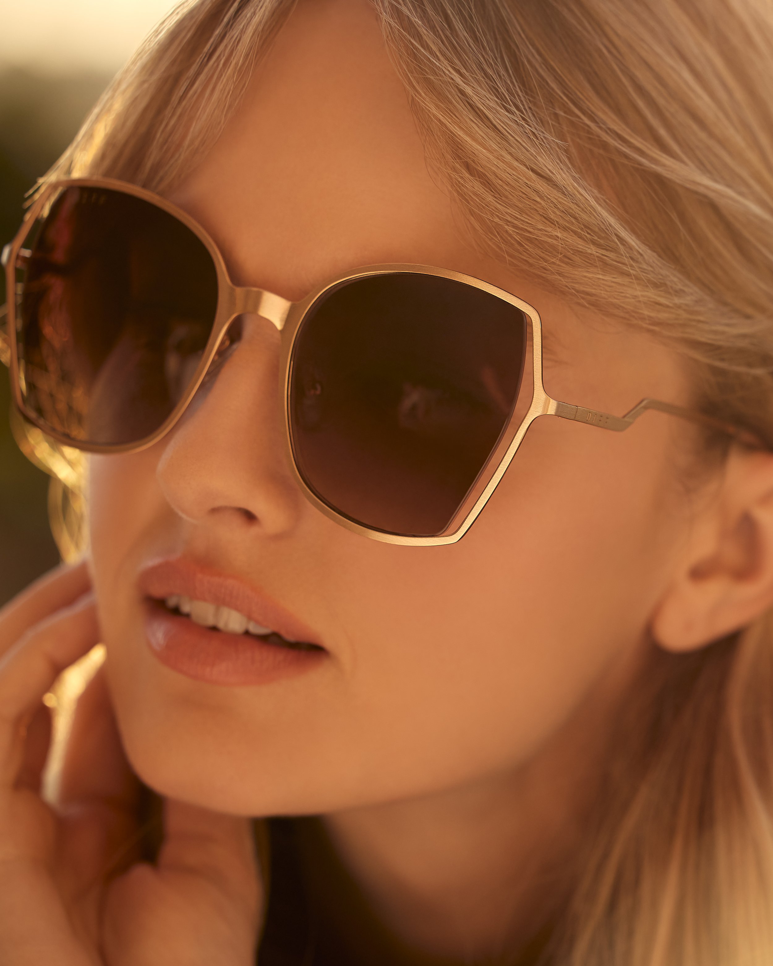 2022-Diff-Holiday-New Style-DONNAIII-Brushed Gold+Taupe Rose Gradient-DE01-0427-BGTGN-2.jpg