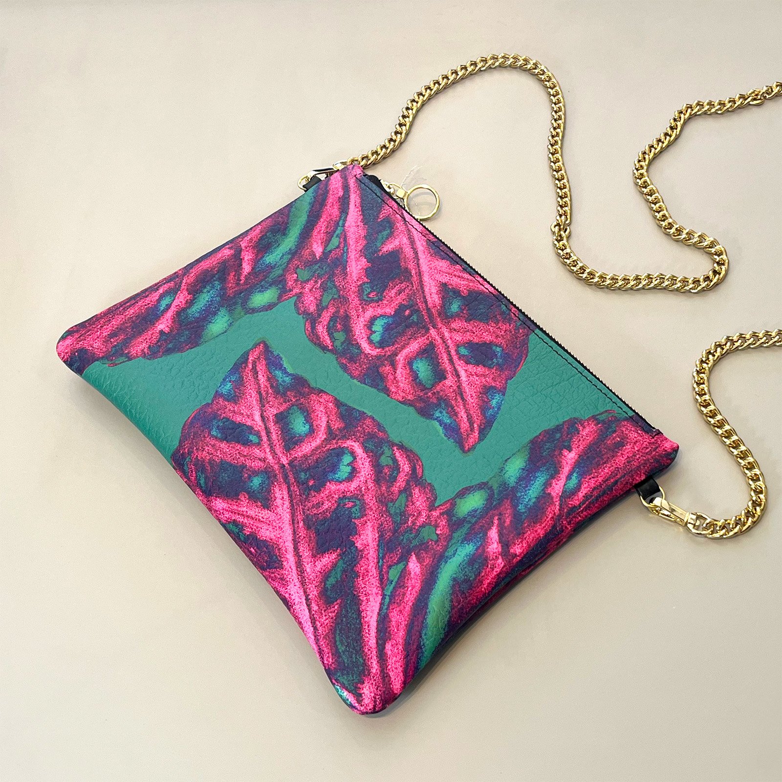 Leaf-Pattern-Crossbody-bag-1.jpg