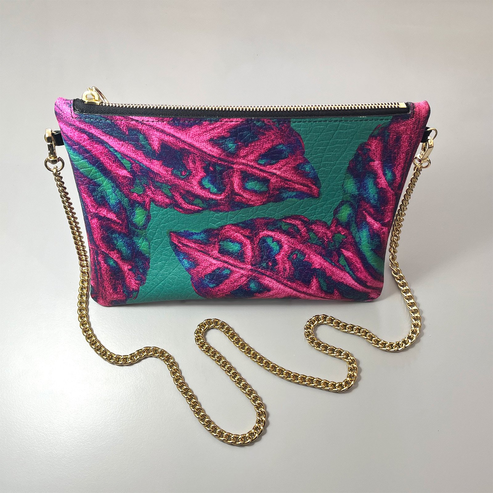 Leaf-Pattern-Crossbody-bag-3.jpg