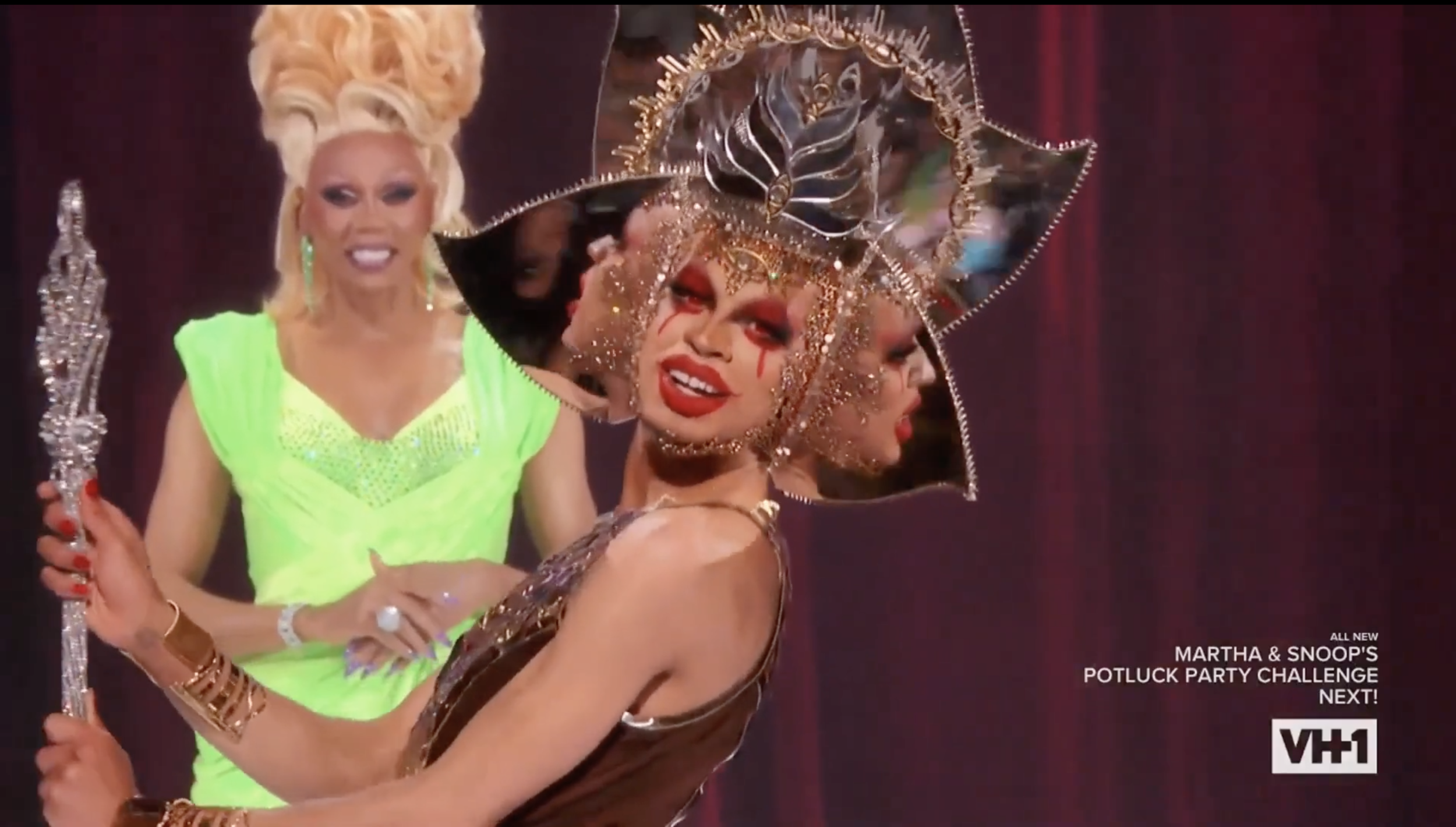 yvie-oddly-rupaul-darrell-thorne-headpiece.png