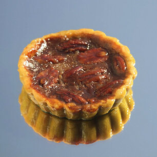 rs-139080-20130605-pecan-pie-306x306-1370464532.jpeg