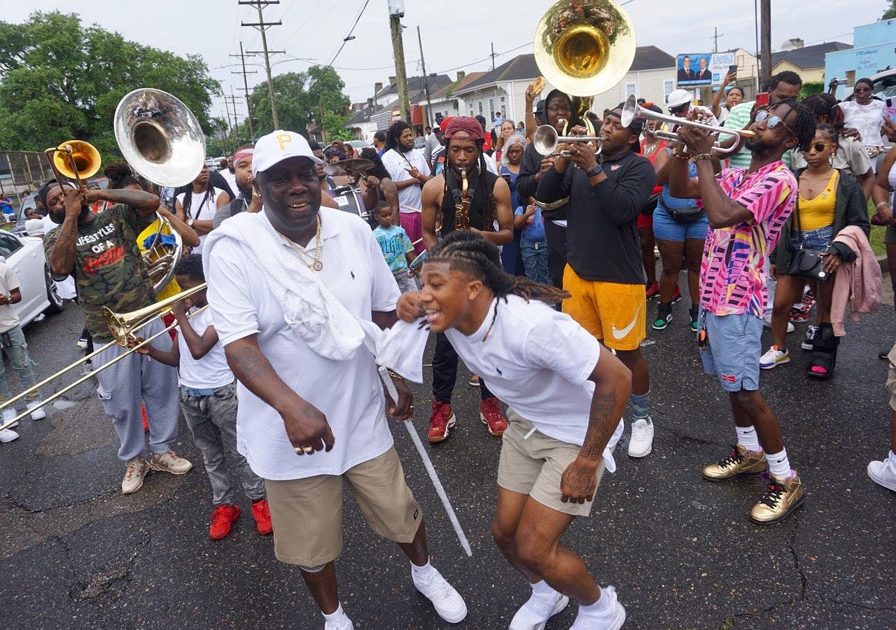Perfect Gentleman Second Line New Orleans Fathers Day 2021 @charleslovellart #secondlinesunday #secondline #secondlinesundays #perfectgentleman #officialtlyons #colorphotography