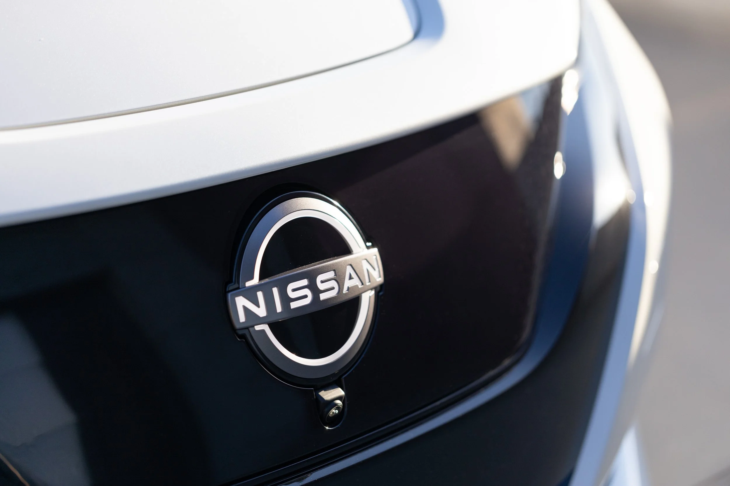2023 Nissan LEAF-4-source.jpg