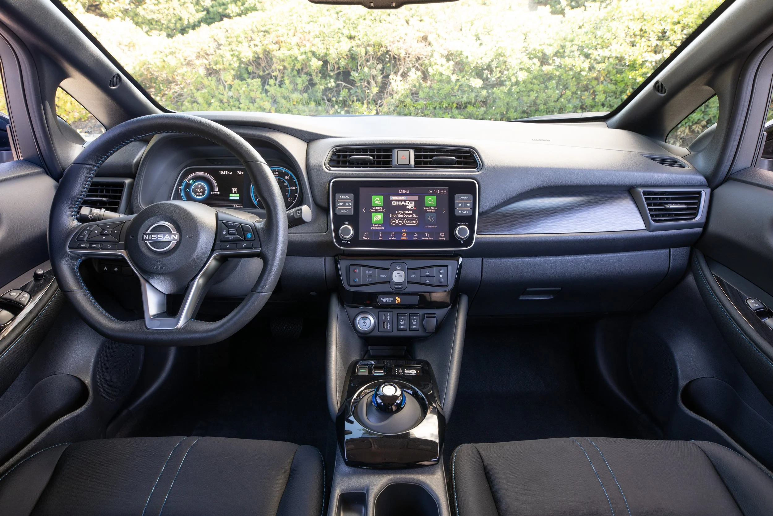 2023 Nissan LEAF-21-source.jpg
