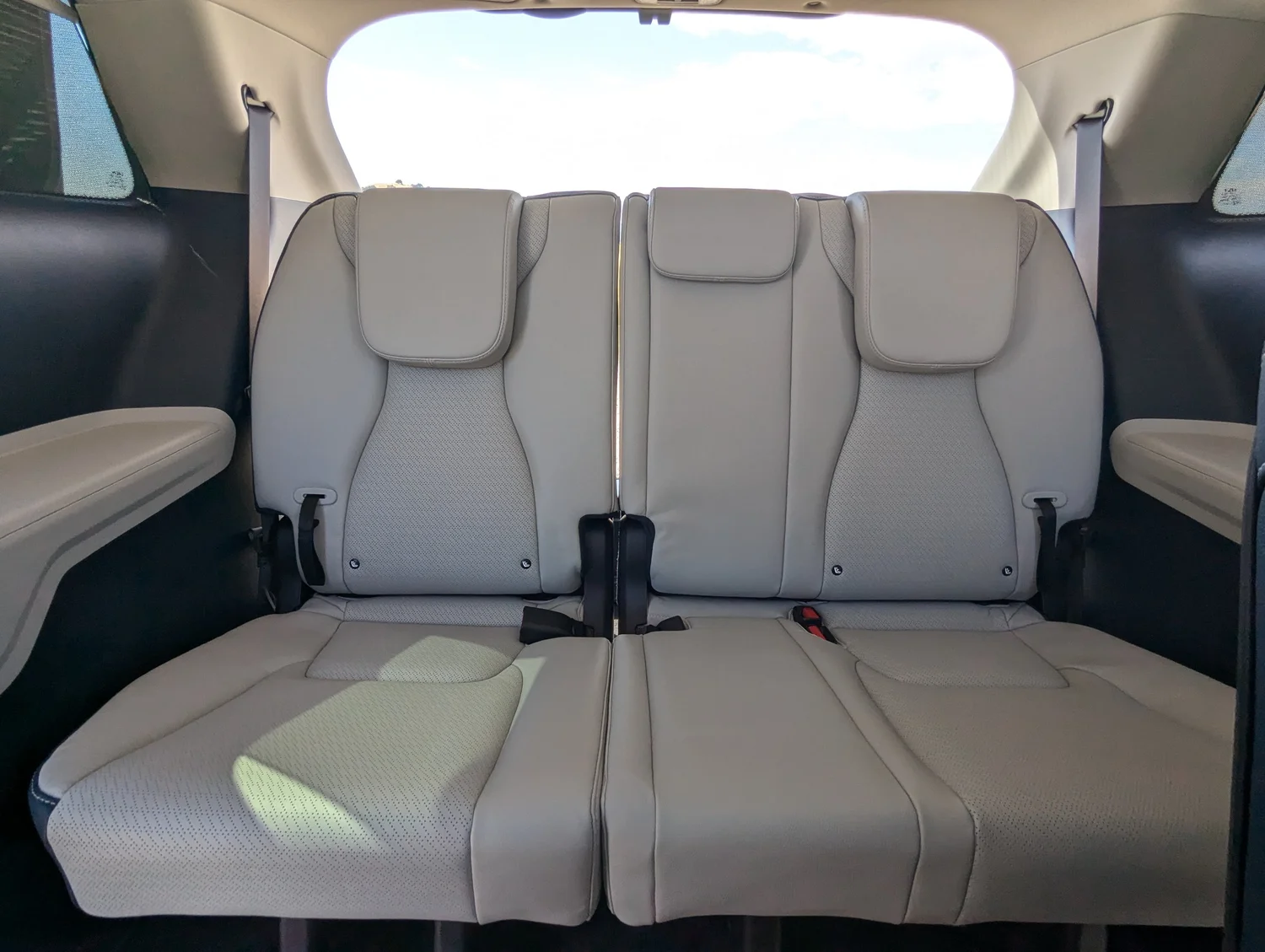 The Best Minivan Features | The Minivan Showdown (2023) — The Car Mom ...