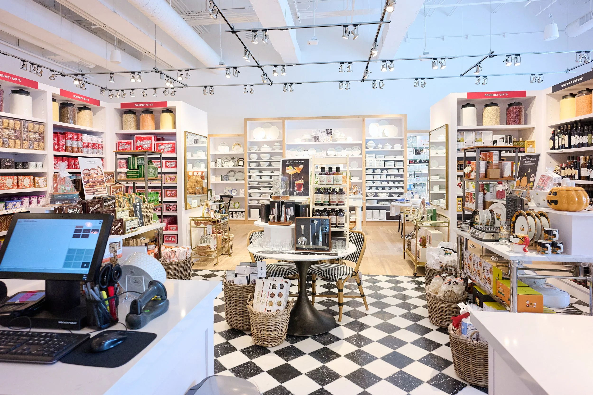 joyofthemomentphotography-Williams-Sonoma-20260917_Z912492.jpg