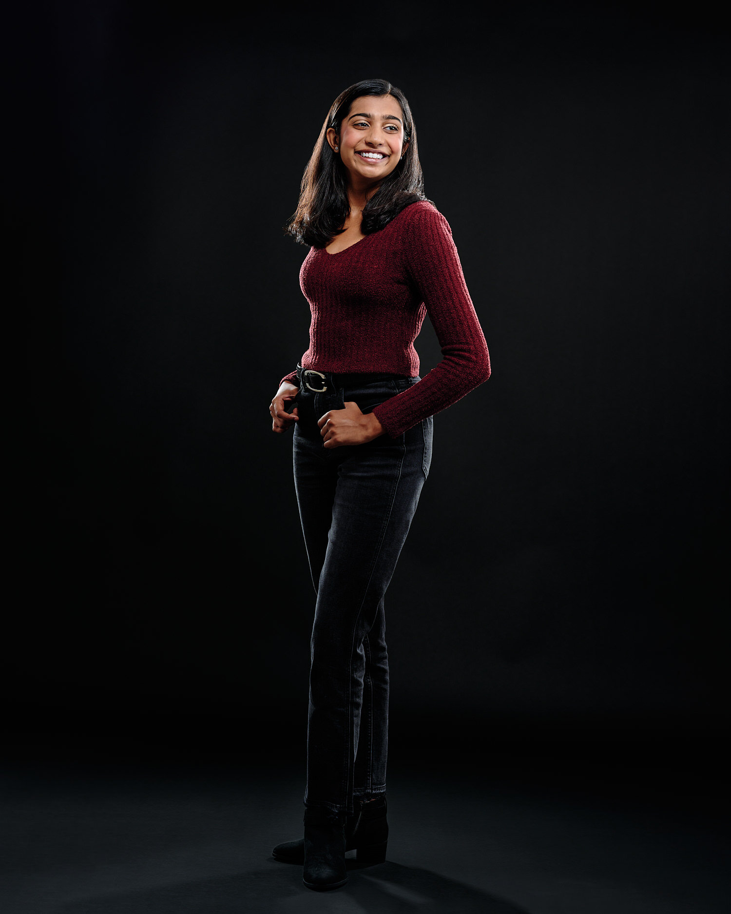  Avani Venkat is posing for studio portraits. The beautiful teenage actress will use the headshots, waist-up and full-length portraits for her theater auditions and college applications. 