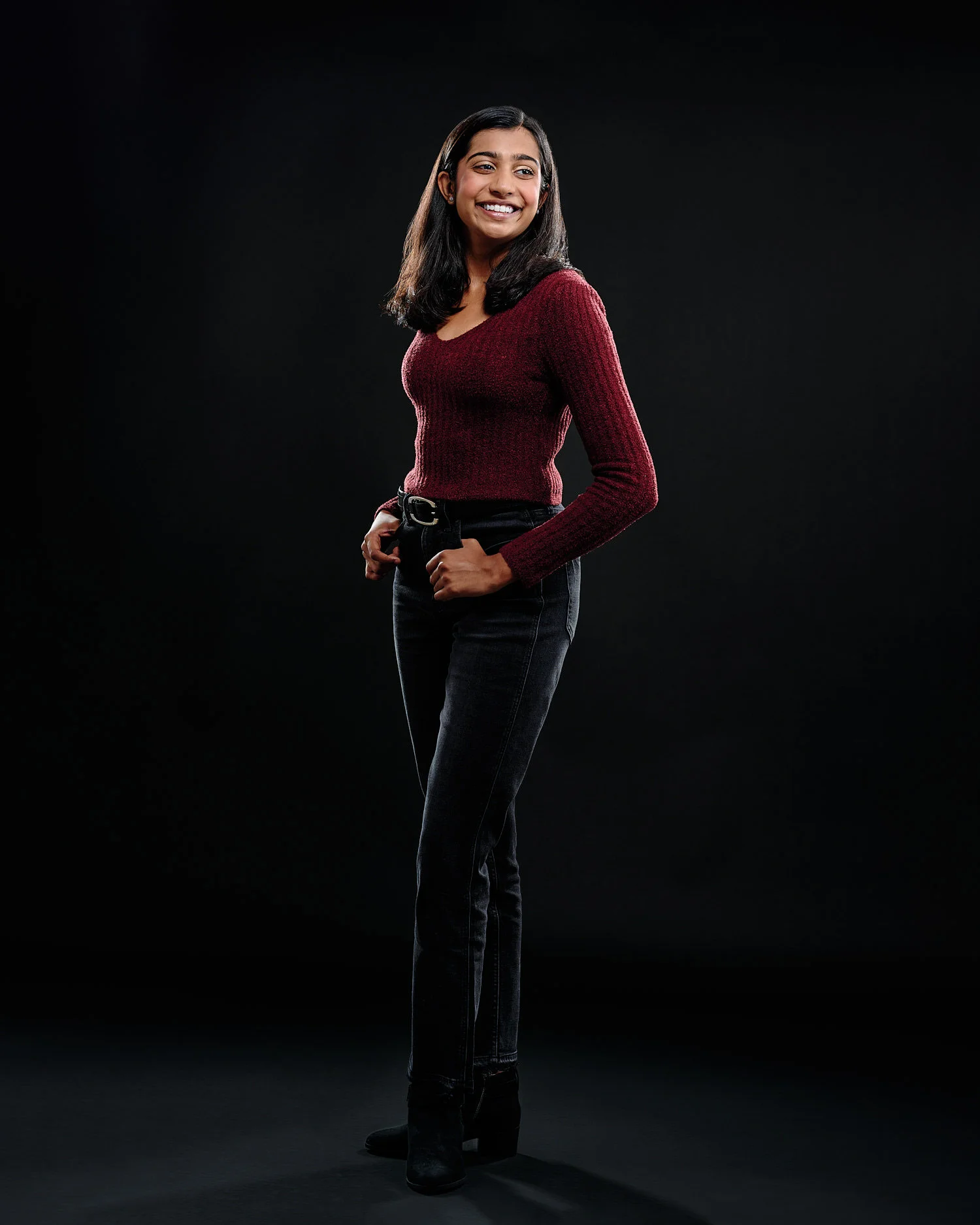  Avani Venkat is posing for studio portraits. The beautiful teenage actress will use the headshots, waist-up and full-length portraits for her theater auditions and college applications. 
