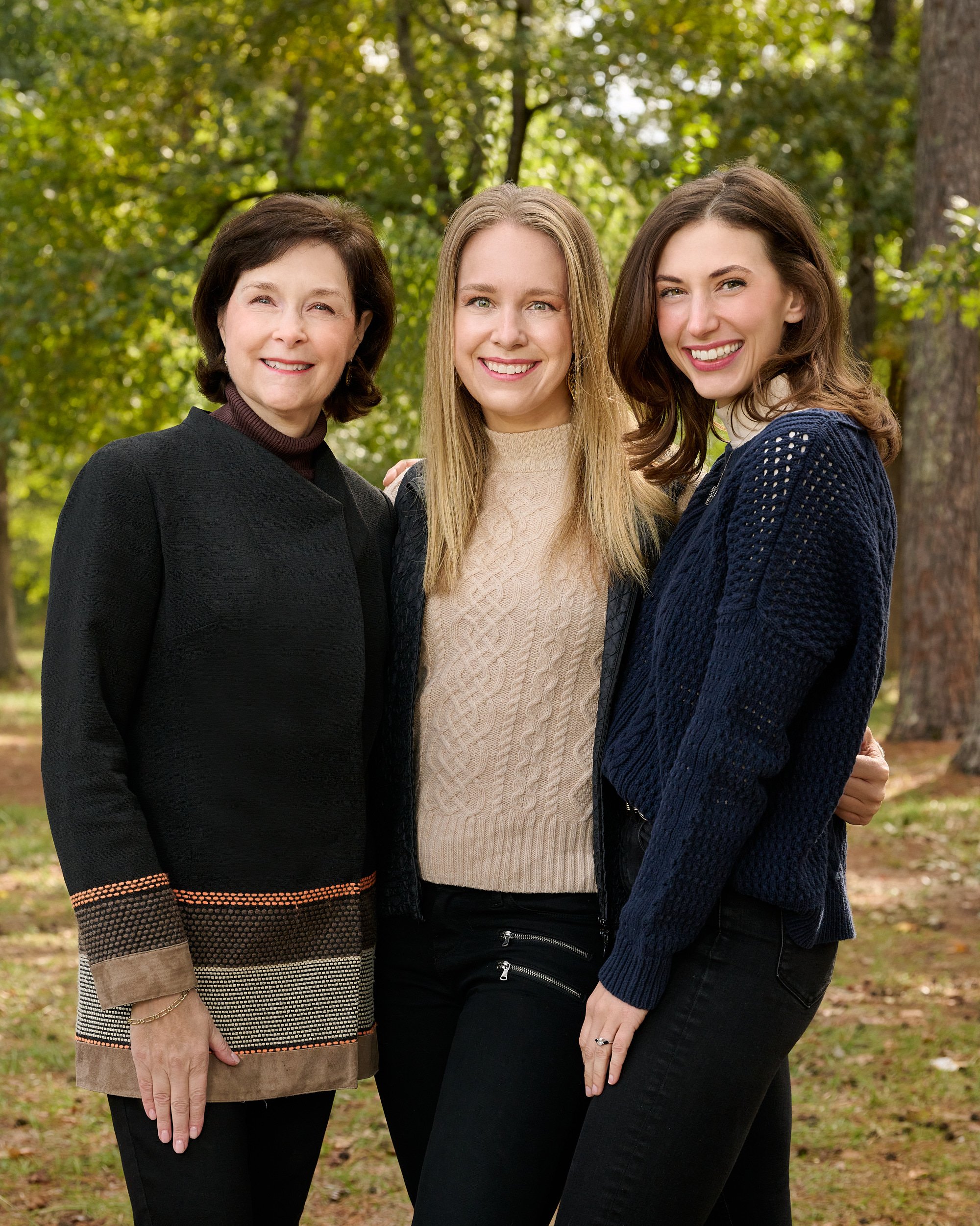  THE WOODLANDS, TEXAS - NOVEMBER 2022: Christmas mini session for Nancy Gatens and her family with Karina Eremina dba Joy of the Moment Photography in William Goodrich Jones state forest in Conroe, TX 