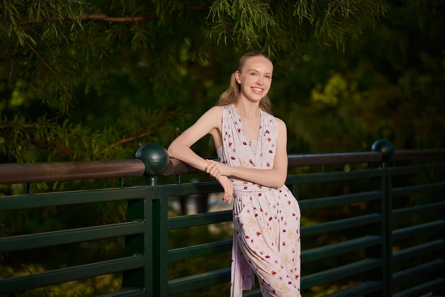 Laura-Trend-high-school-senior-girl-senior-pictures-20240814_Z912048-r2.jpg