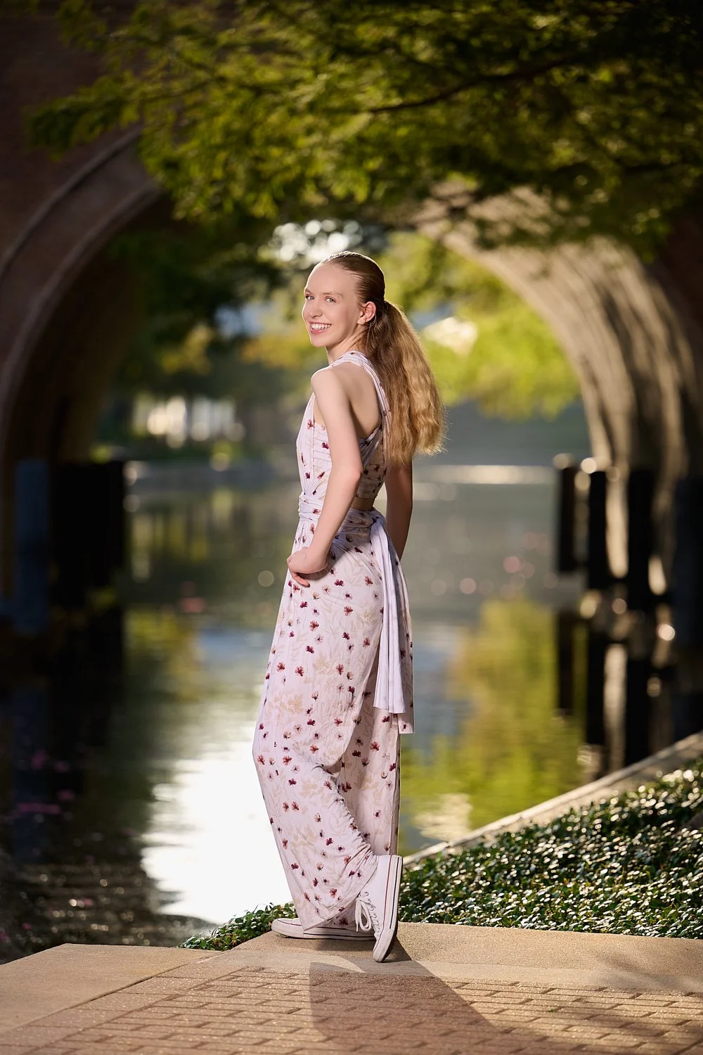 Laura-Trend-high-school-senior-girl-senior-pictures-20240814_Z912159-r2.jpg
