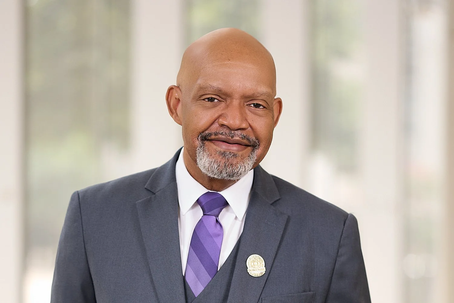 Ron-Adolph-Modern-lounge-business-headshot-20250719-Z9141353-R2 1.jpg