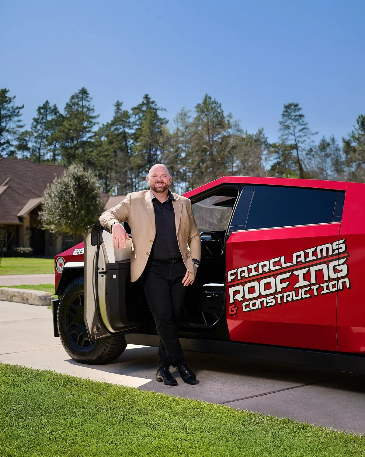 Justin-ONeal-Living-Magazine-Roofing-gutters-20250310_Z910838-R1.jpg