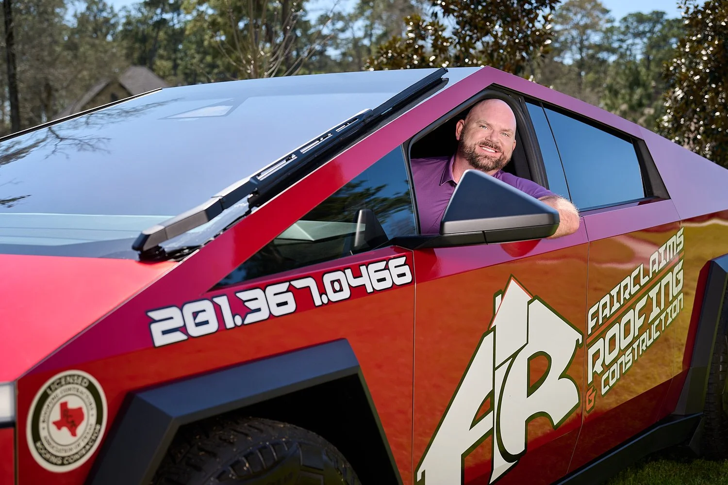 Justin-ONeal-Living-Magazine-Roofing-gutters-20250310_Z910973-R1.jpg