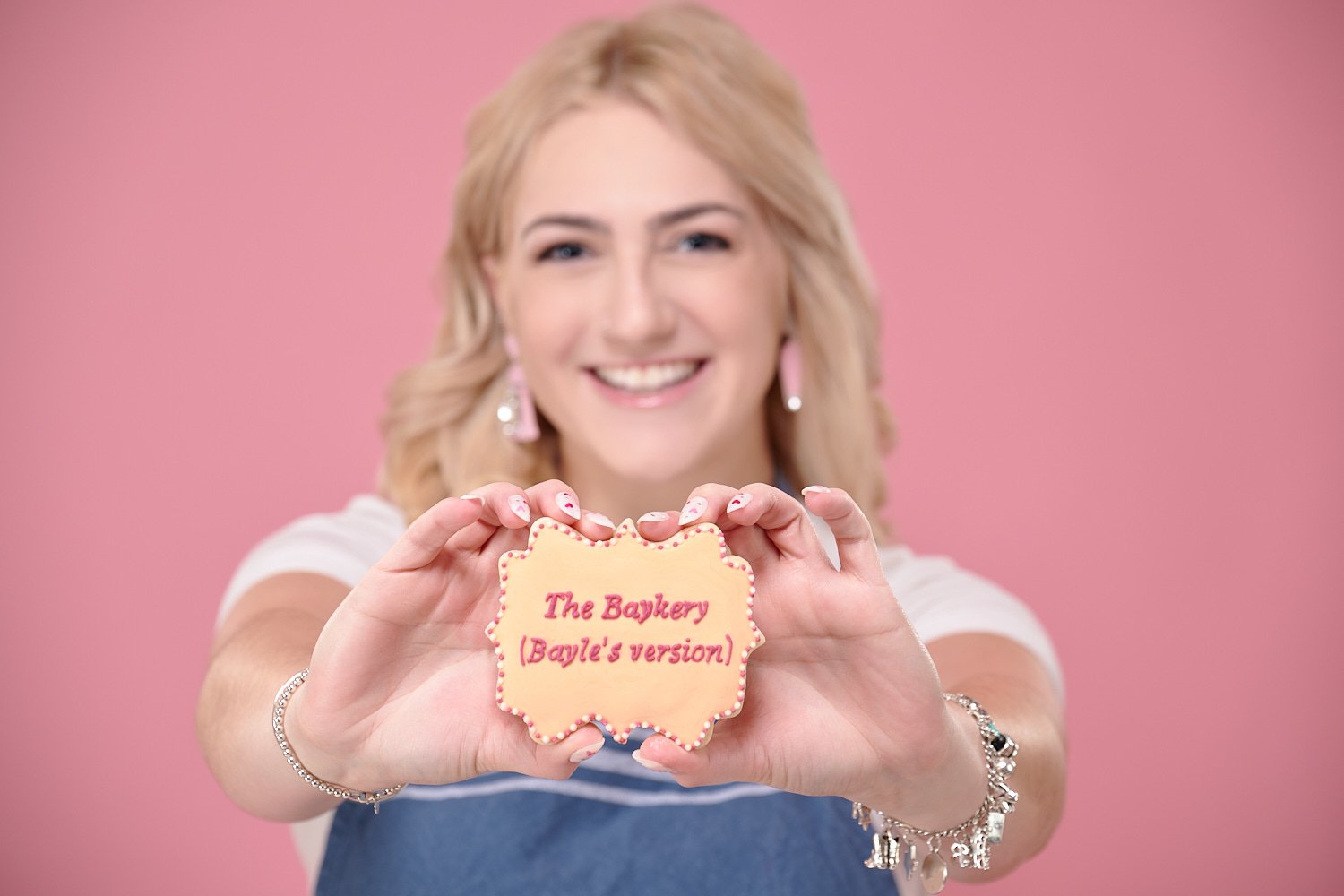 baker-cookies-studio-portrait-Branding-pink-backdrop-20240217-Z900060.jpg