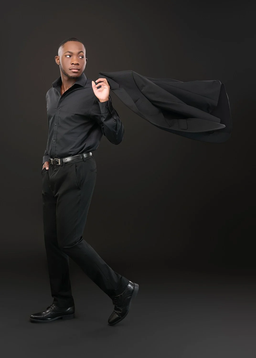 Christopher-Wingard-high-school-senior-guy-studio-20251006-Cover.jpg