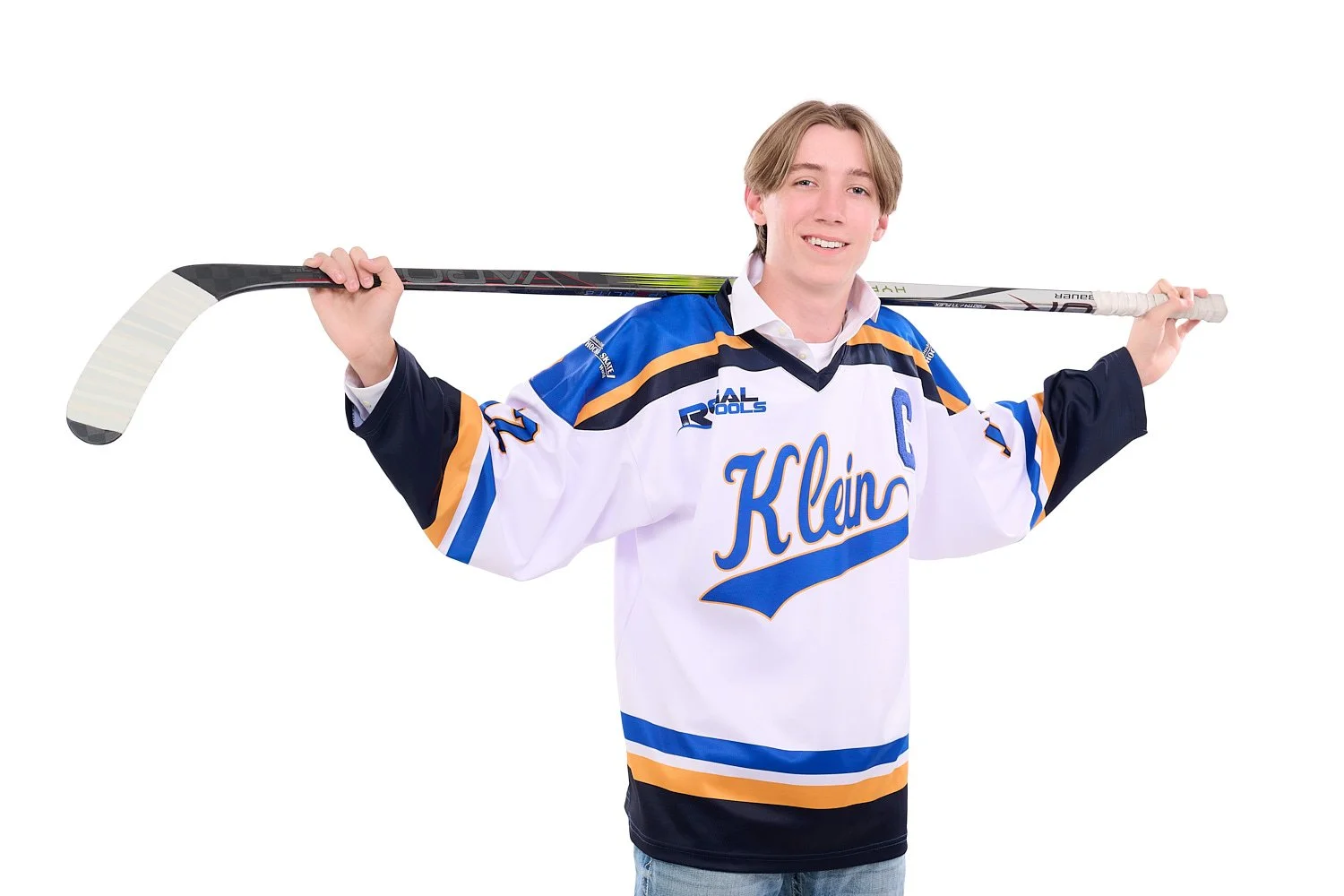 William-Ryan-high-school-senior-guy-car-subaru-20250827_Z911999-R1.jpg