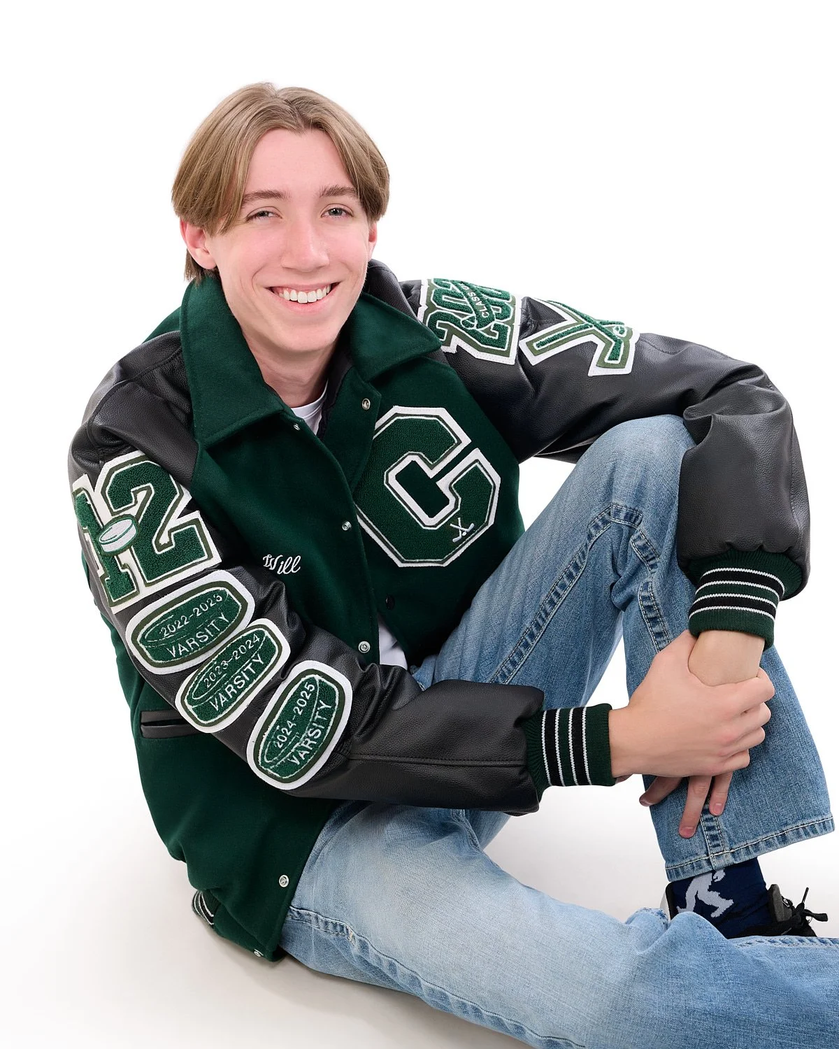 William-Ryan-high-school-senior-guy-car-subaru-20250827_Z912220-R1.jpg