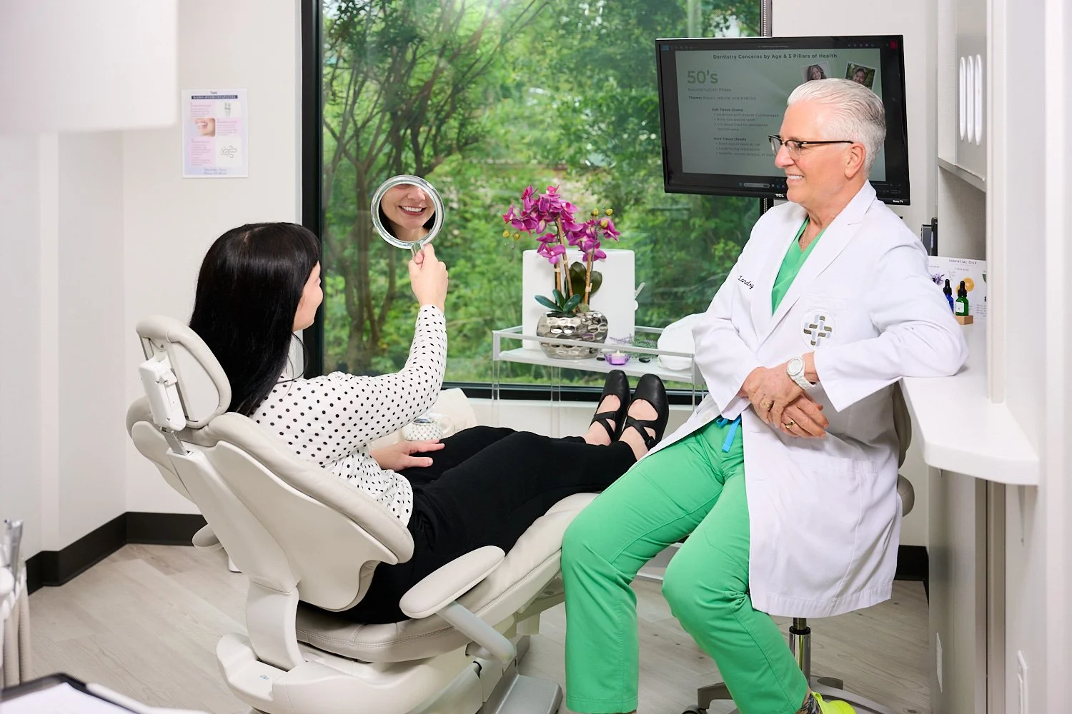 Consultants-Dental-Aesthetics-Living-Magazine-Dr-Landry-20260506Z91_7223.jpg