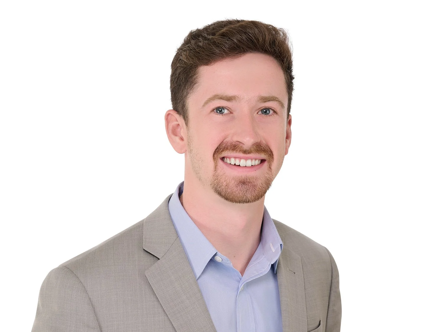 6/25 compelling reasons to update your headshot