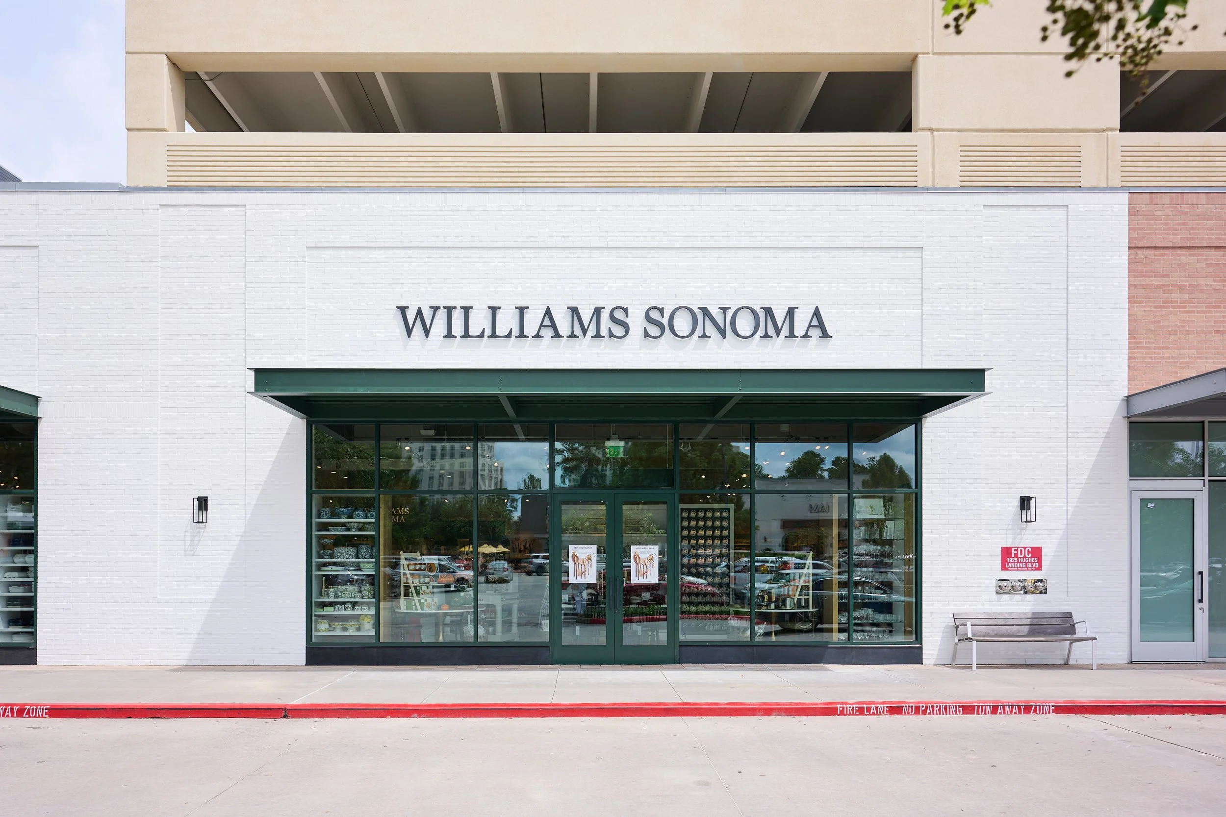 joyofthemomentphotography-Williams-Sonoma-20260917_Z912589.jpg