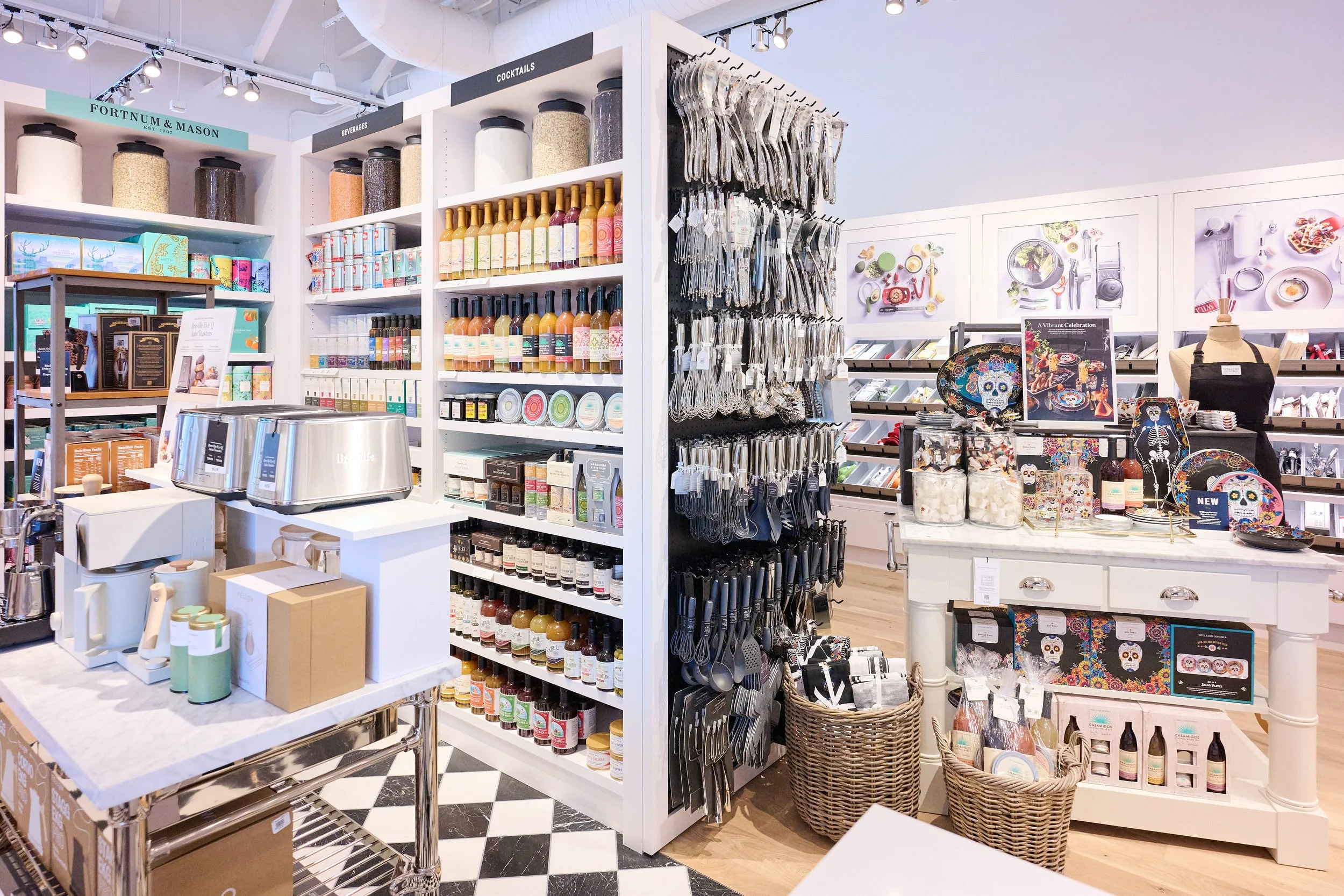 joyofthemomentphotography-Williams-Sonoma-20260917_Z912435.jpg
