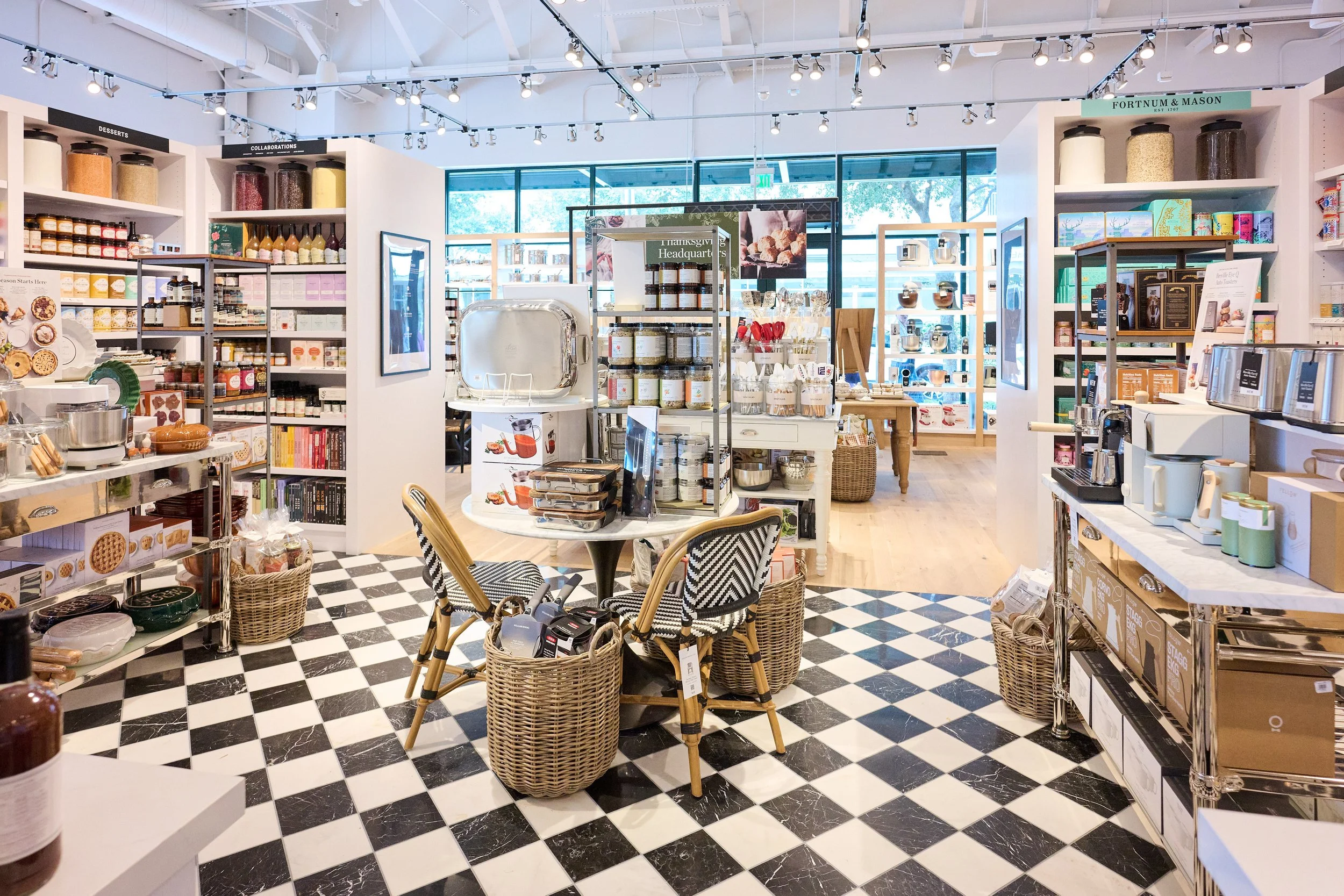 joyofthemomentphotography-Williams-Sonoma-20260917_Z912437.jpg