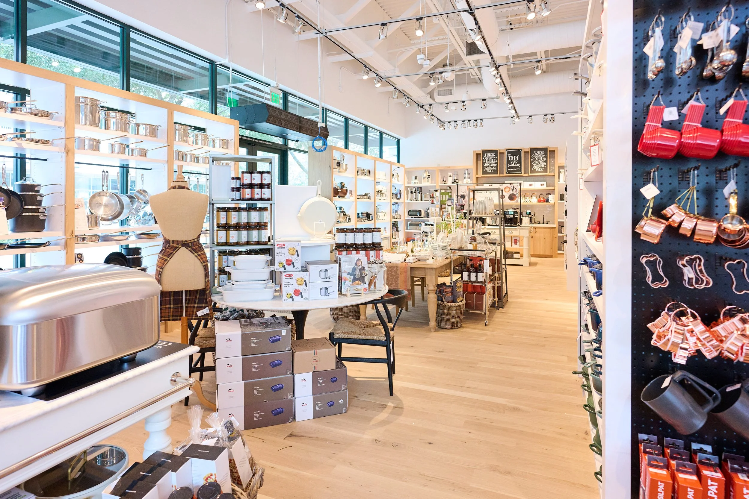 joyofthemomentphotography-Williams-Sonoma-20260917_Z912447.jpg