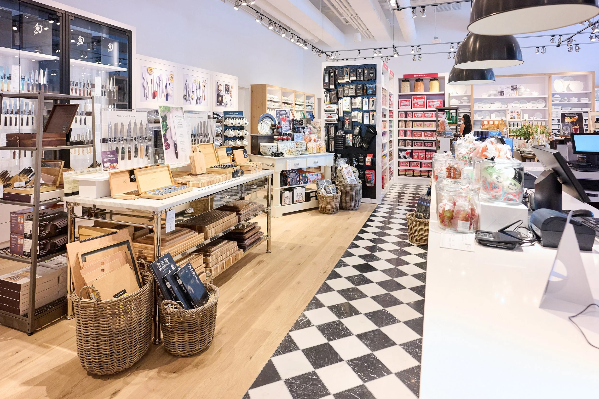 joyofthemomentphotography-Williams-Sonoma-20260917_Z912434.jpg