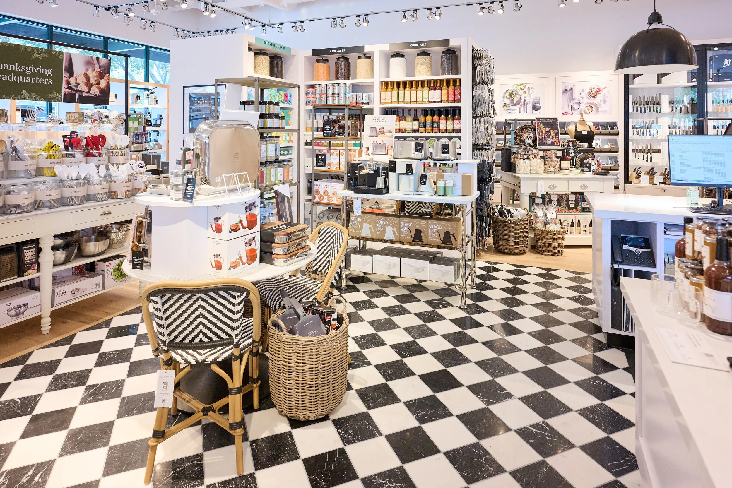 joyofthemomentphotography-Williams-Sonoma-20260917_Z912438.jpg