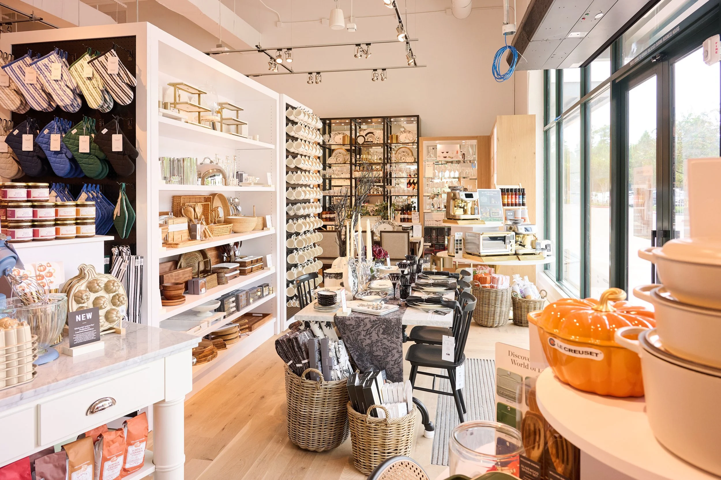 joyofthemomentphotography-Williams-Sonoma-20260917_Z912363.jpg