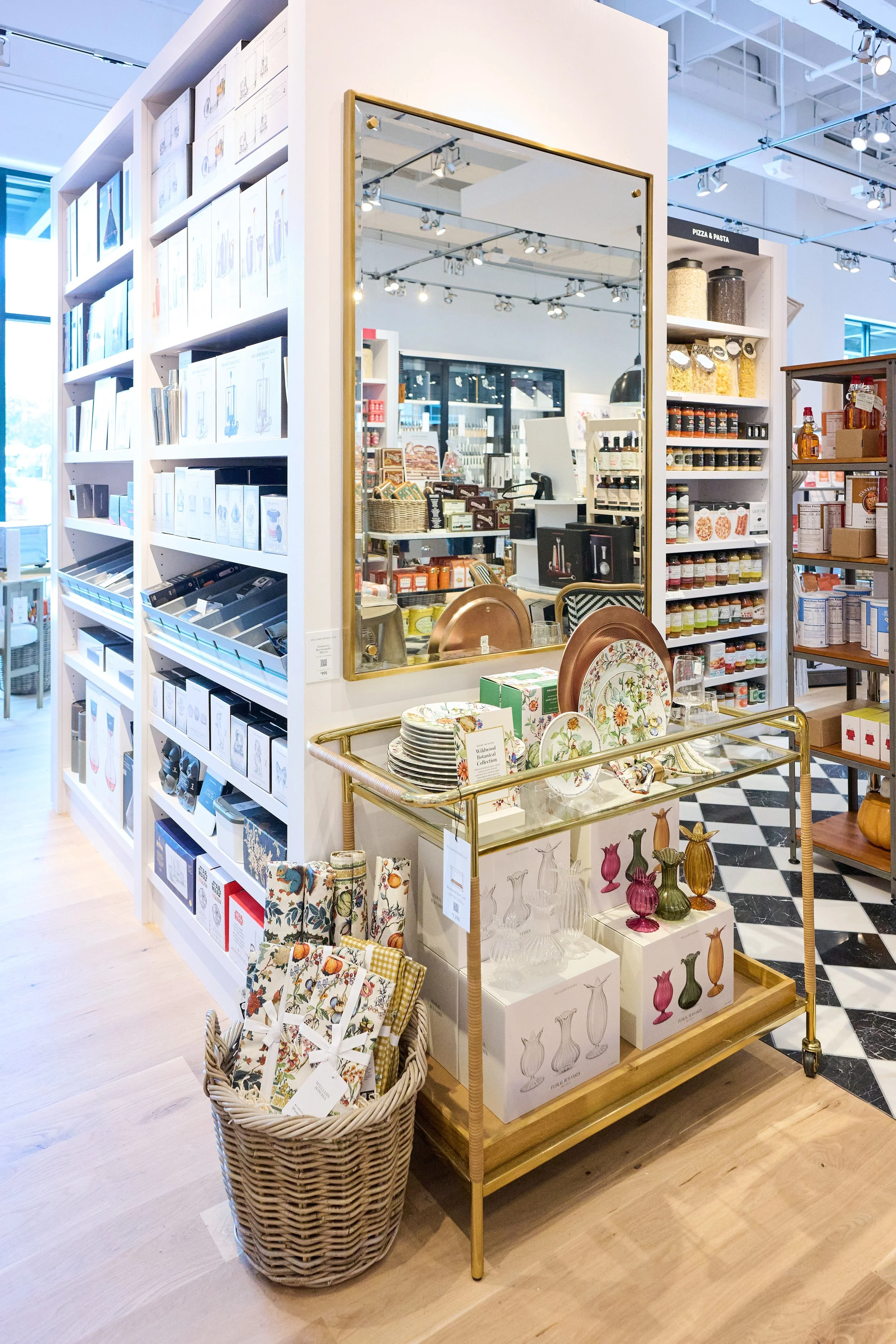 joyofthemomentphotography-Williams-Sonoma-20260917_Z912411.jpg